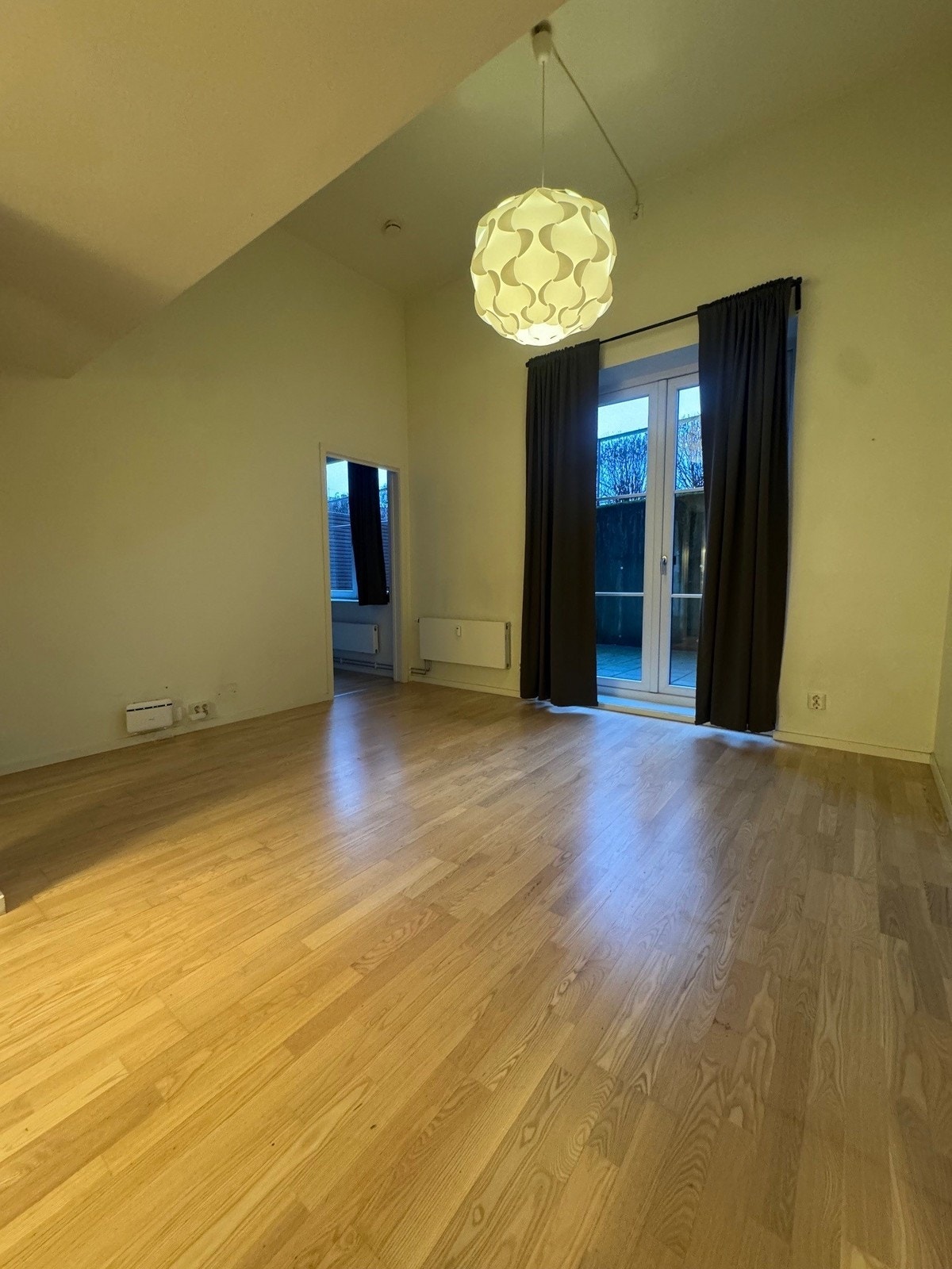 Stue med utgang til markterrassen. Galleribilde