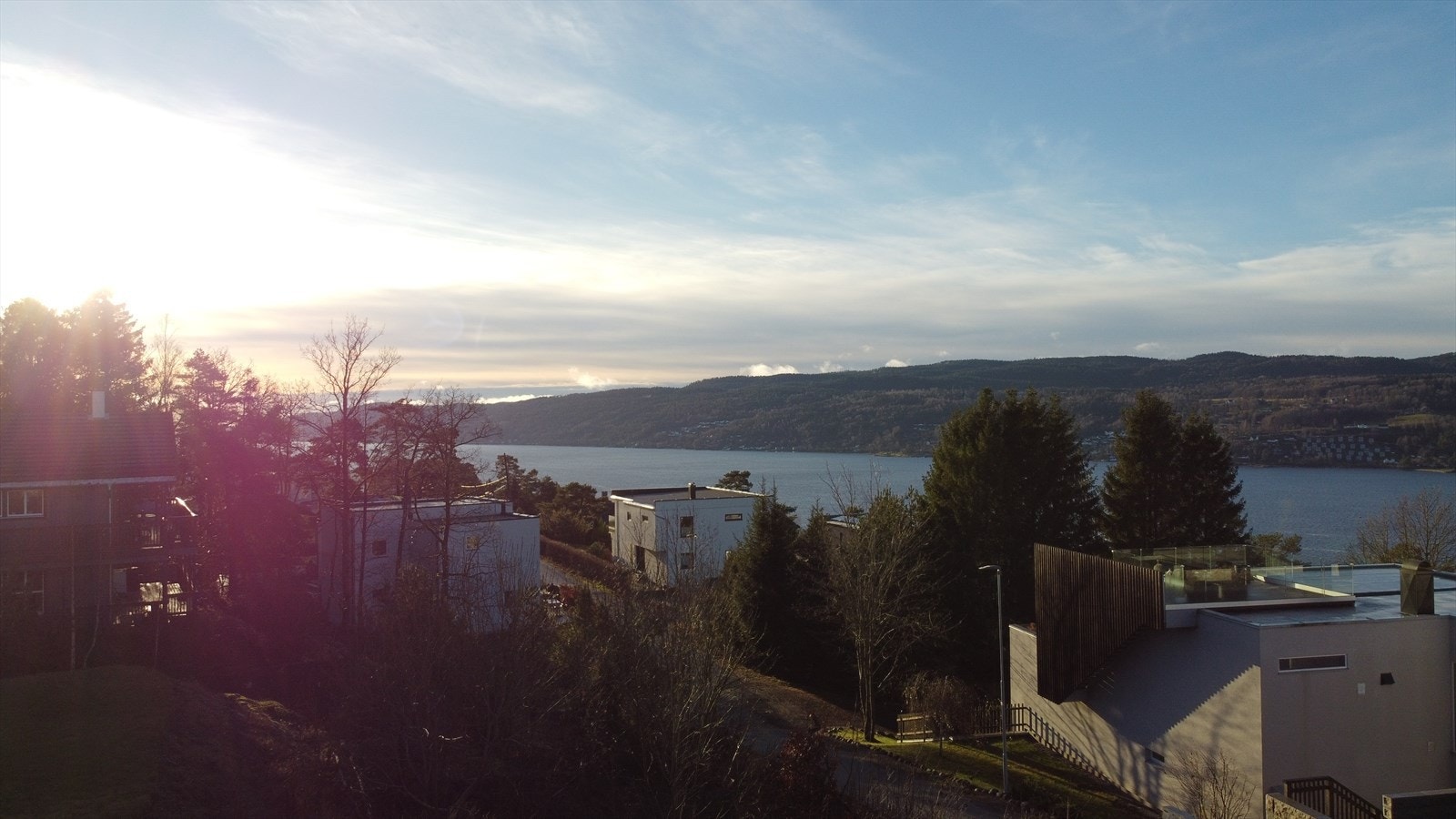 Vidstrakt fjordutsikt innover Drøbaksundet Galleribilde