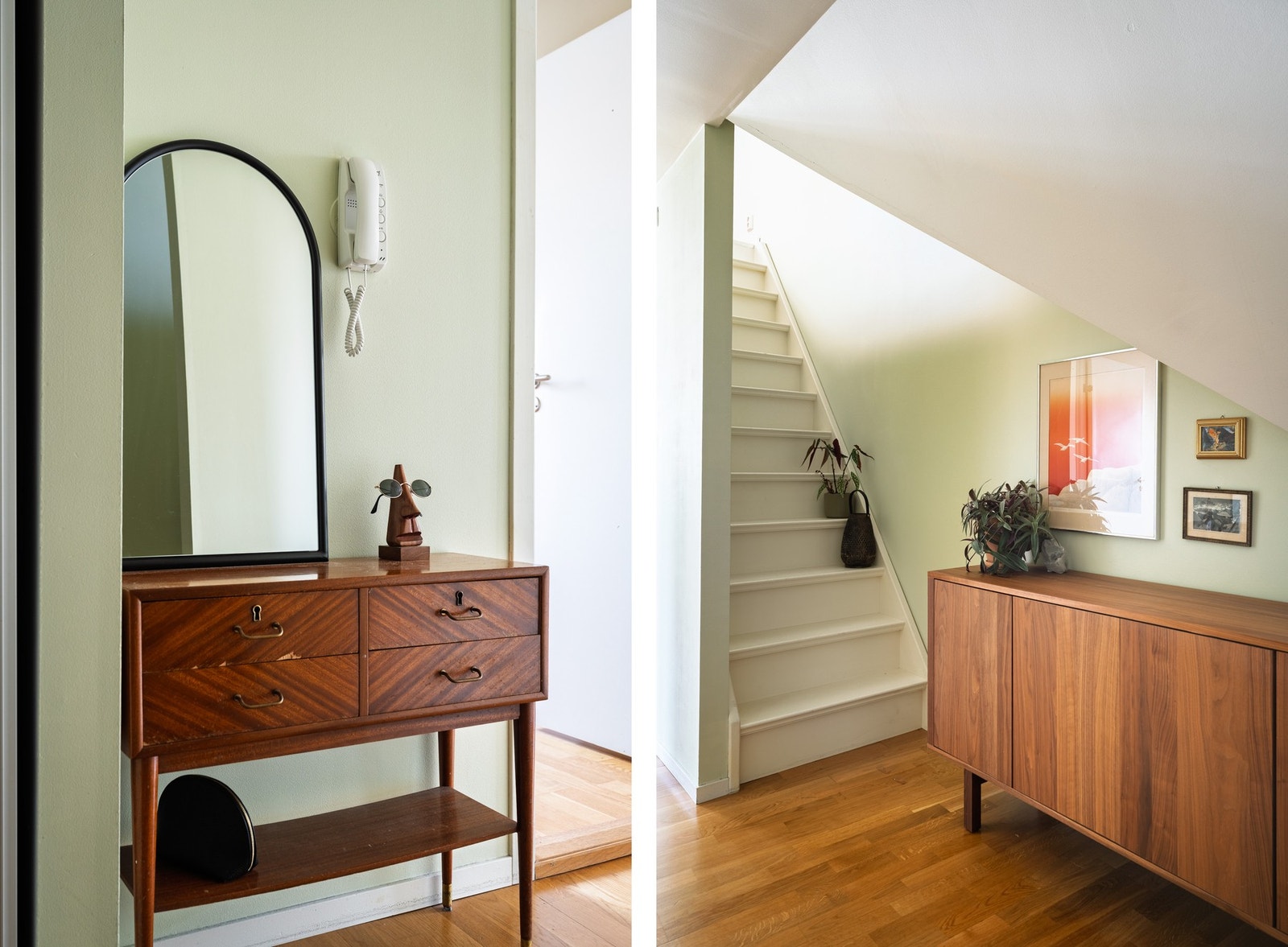 Fra entréen har man adkomst til hemsen via trapp. Galleribilde