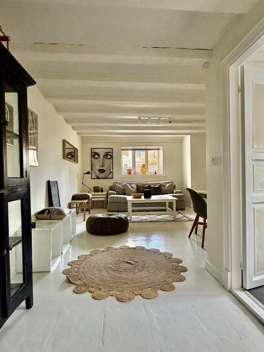 Stor og lys stue Galleribilde