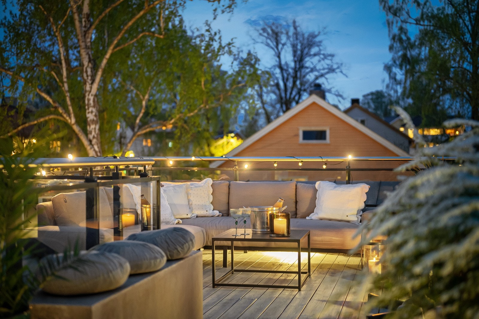 Skjermede uteplasser i flotte og frodige omgivelser - Nydelig utsikt over nærområdet. Galleribilde