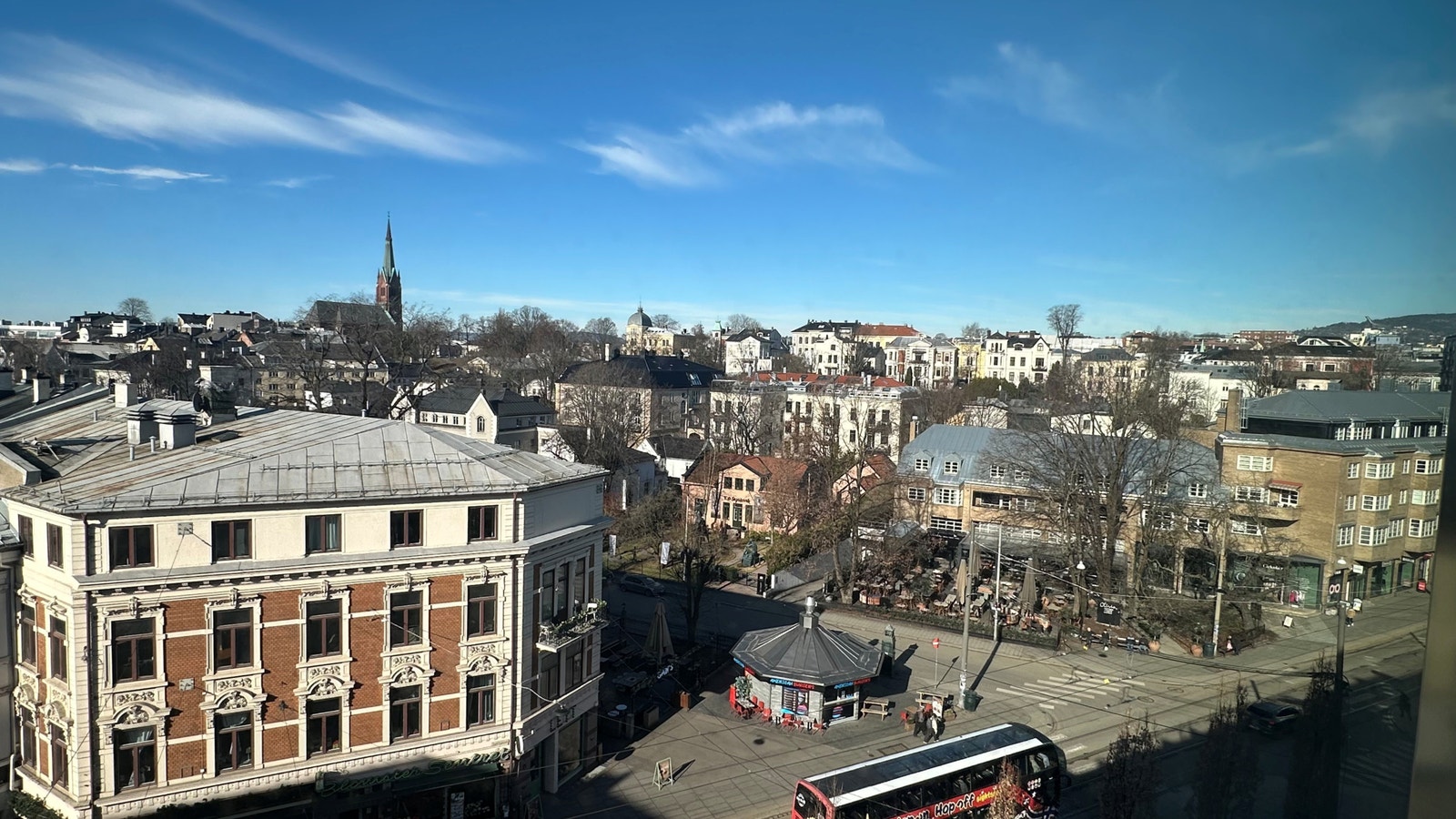 Utsikt fra lokalene. Galleribilde