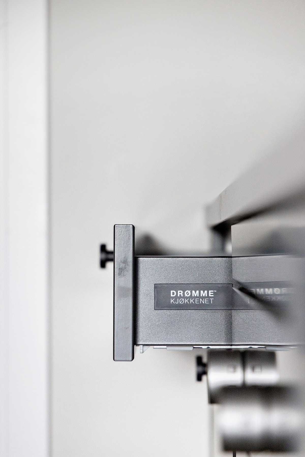 Godt med plass i skuffer -og skap. Galleribilde