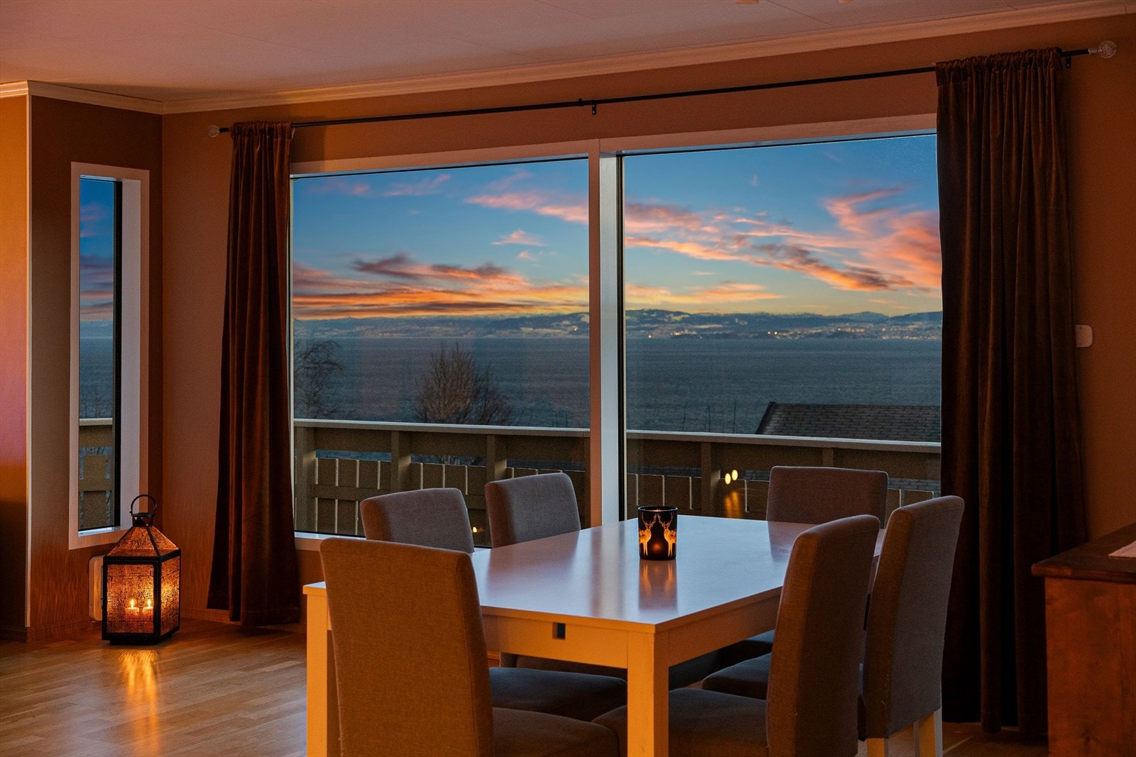 Stuen er på ca. 41 kvm. Galleribilde