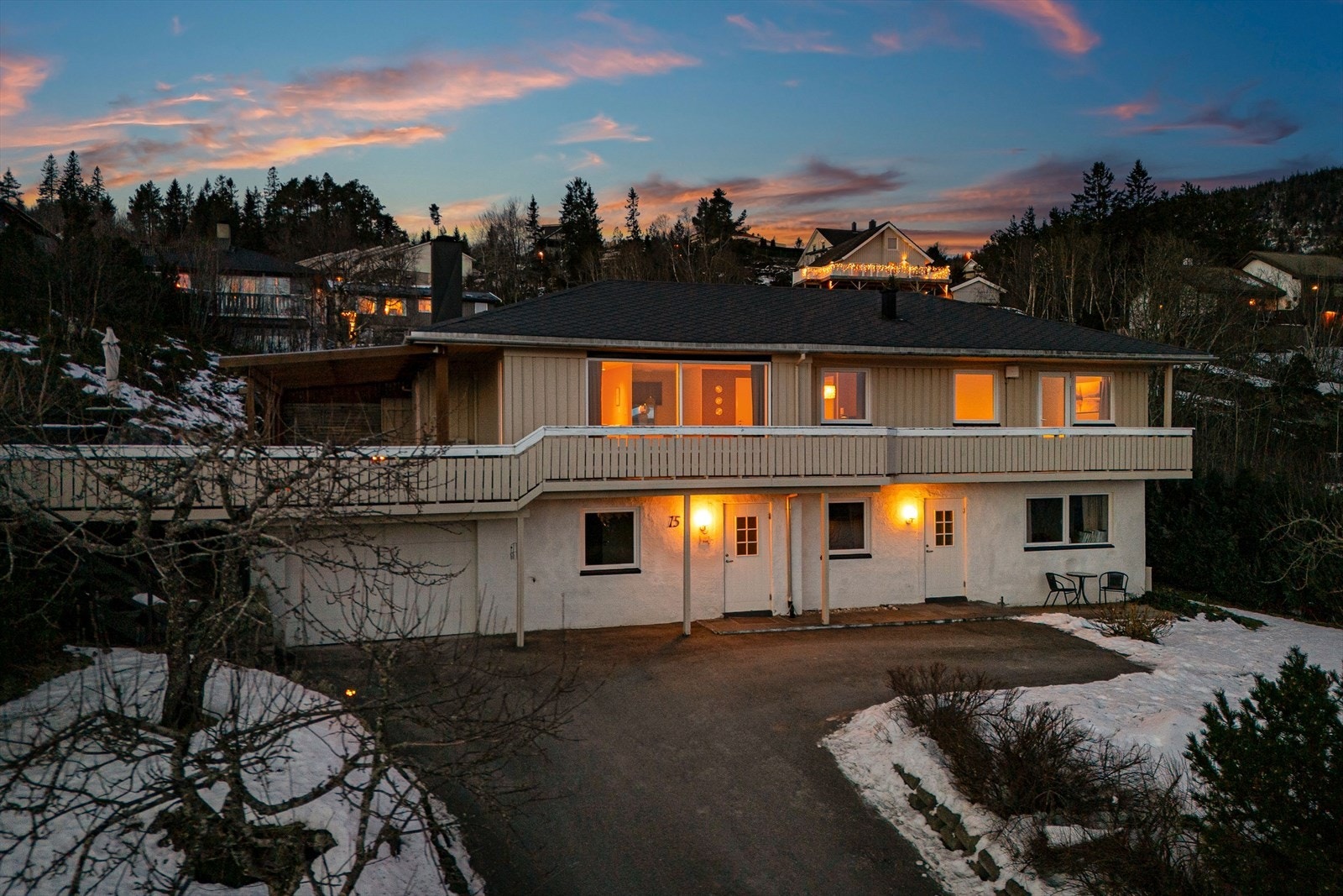 Utleiedelen med inngang via dør til høyre. Galleribilde