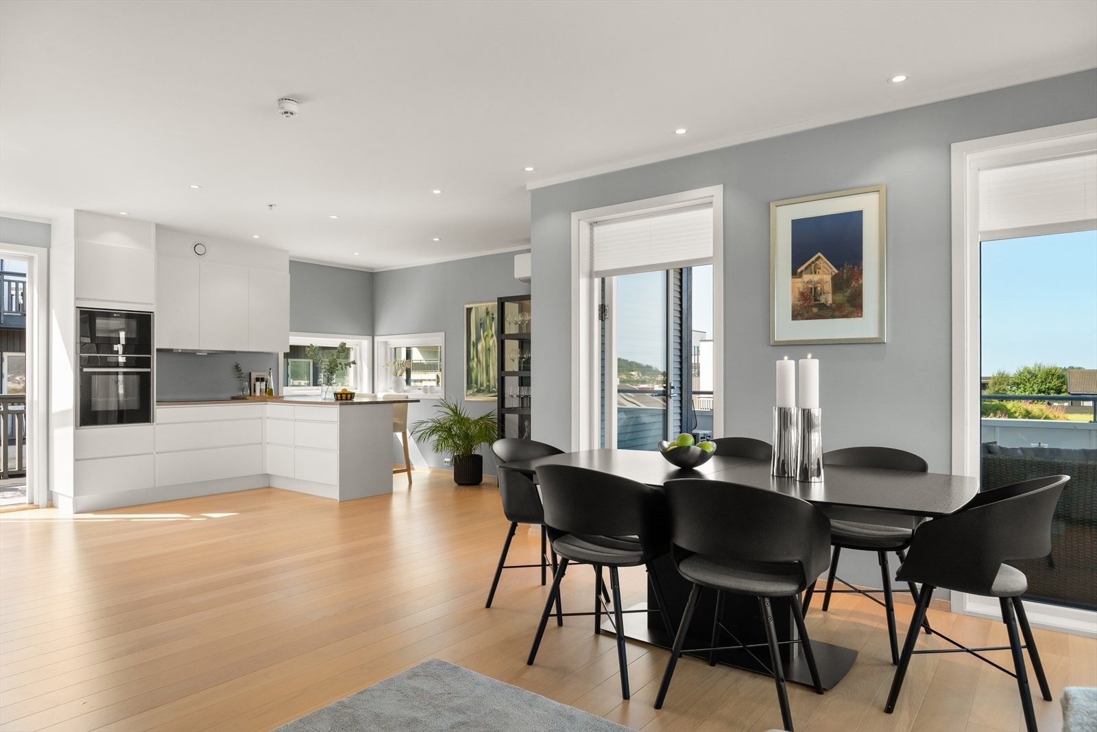 Velkommen til Vassbrekkevegen 50! Meget innbydende leilighet i 3. etasje. Foto: Mari Staveland Galleribilde