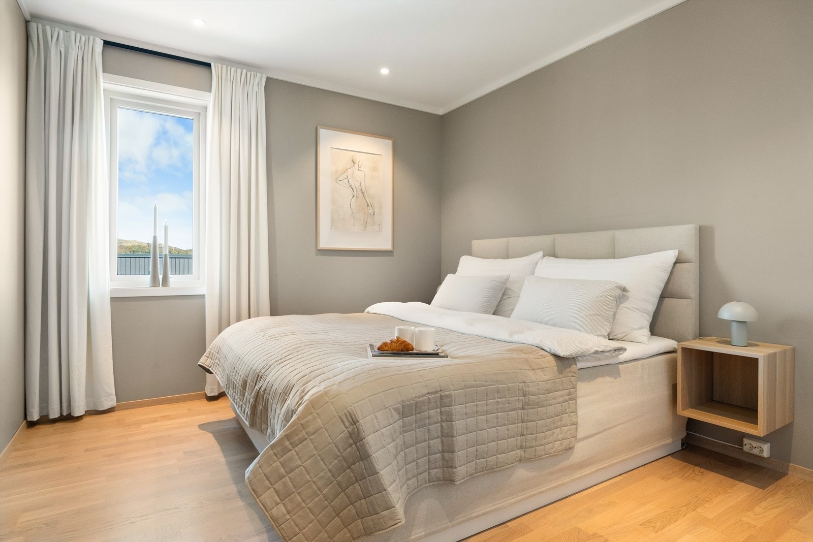 Hovedsoverom med garderobe Galleribilde