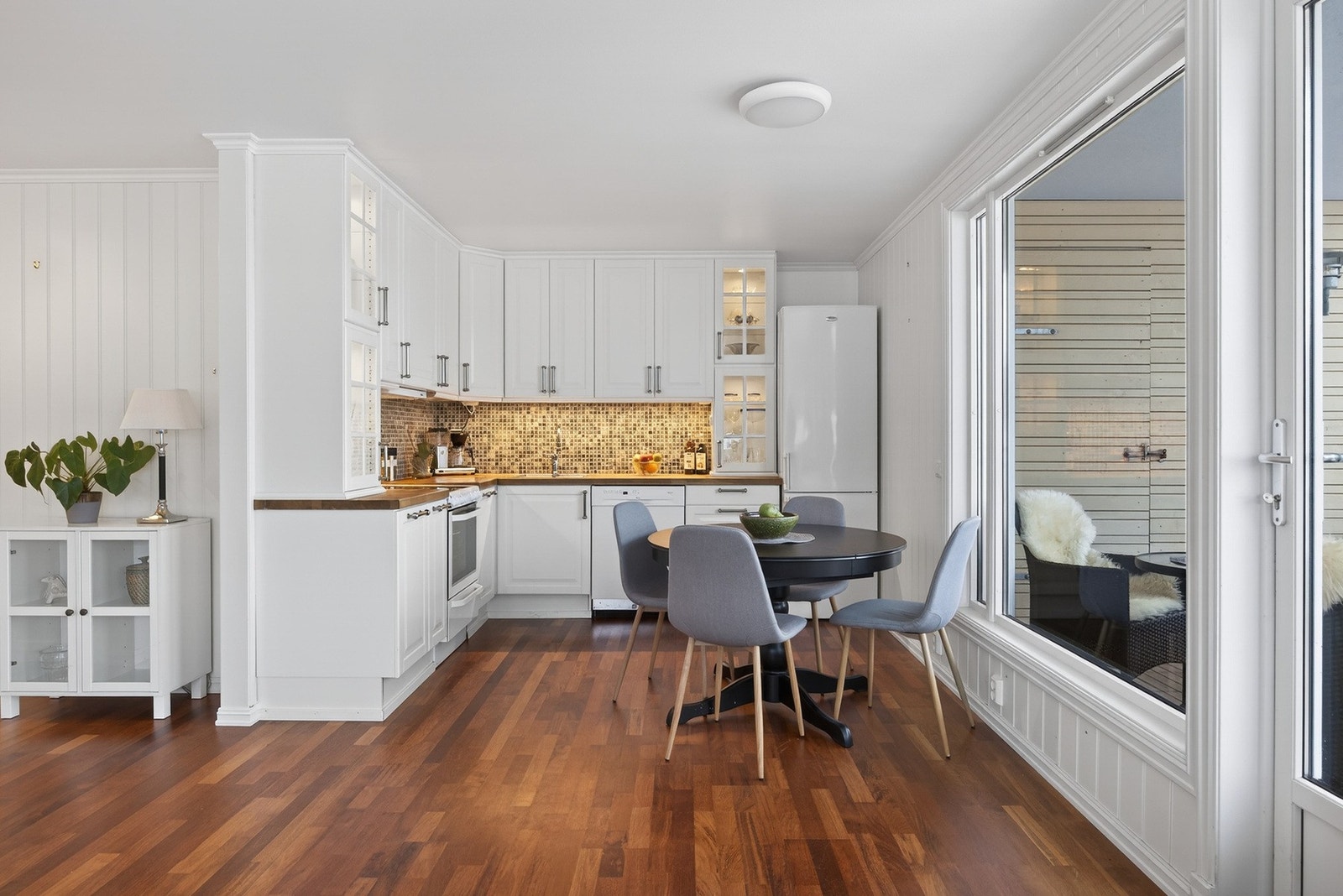 Kjøkkeninnredning fra IKEA (2012). Galleribilde