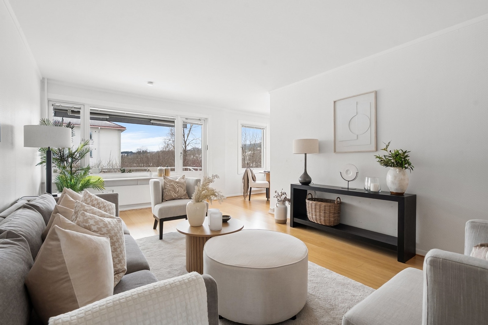 Velkommen til Rektorhaugen 29! Presentert av Emma Eikrem // Krogsveen Majorstuen. Foto:CASP Galleribilde