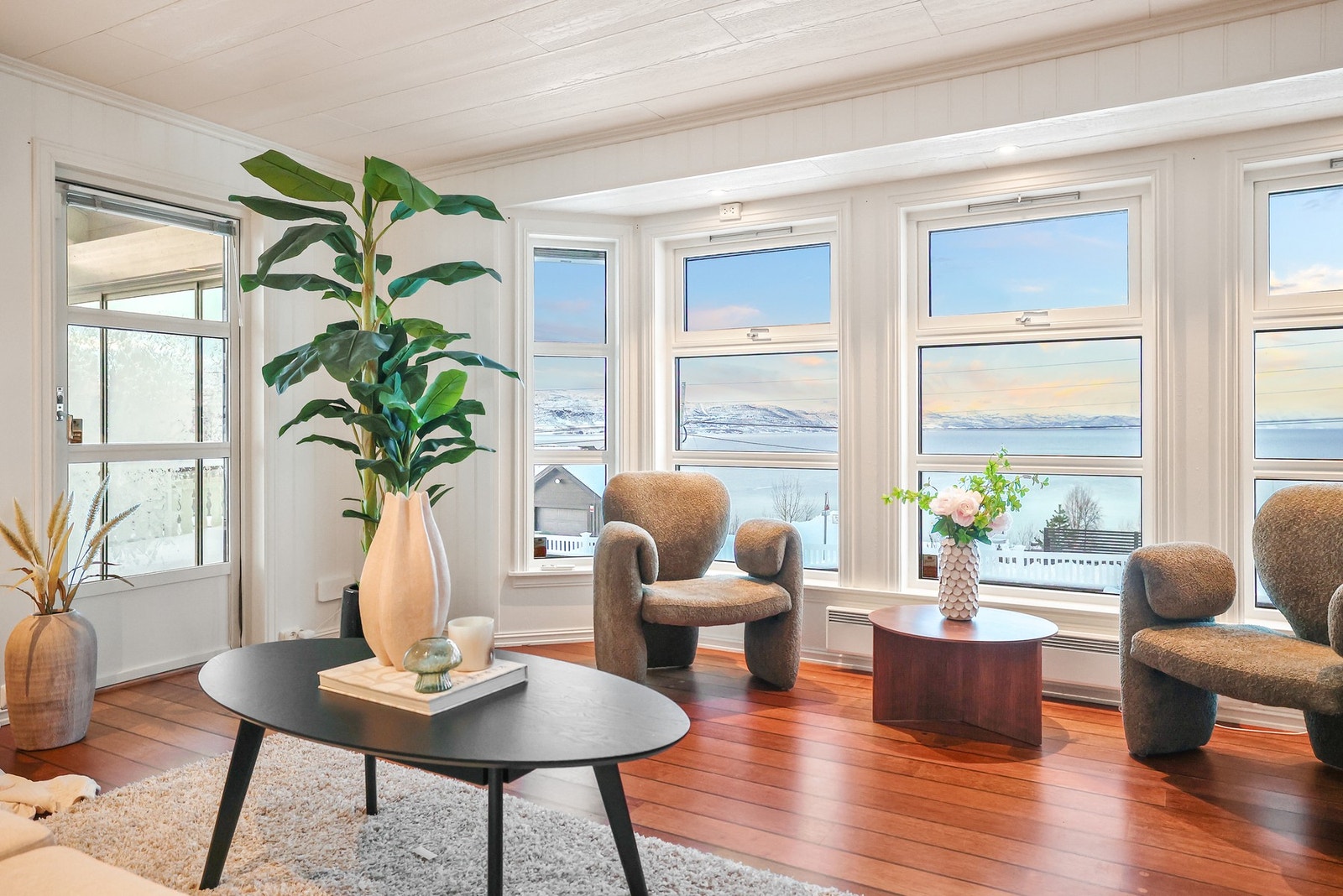 Og en vakker utsikt over Altafjorden. Galleribilde