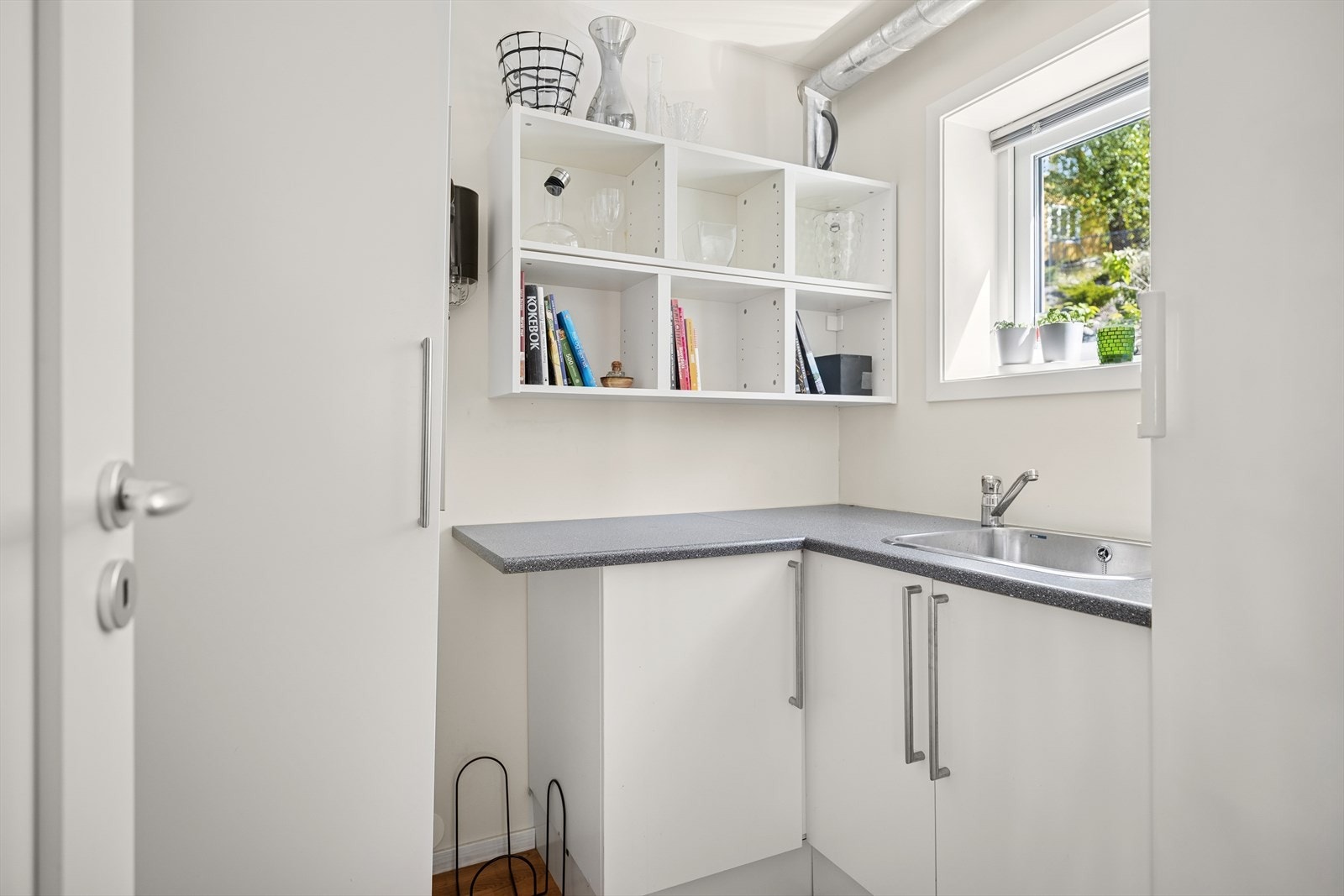 Bod i tilknytning til kjøkkenet. Galleribilde