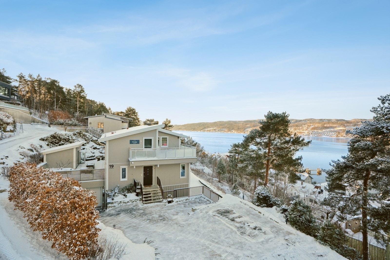 Attraktivt og familievennlig område med fantastisk utsikt. Galleribilde