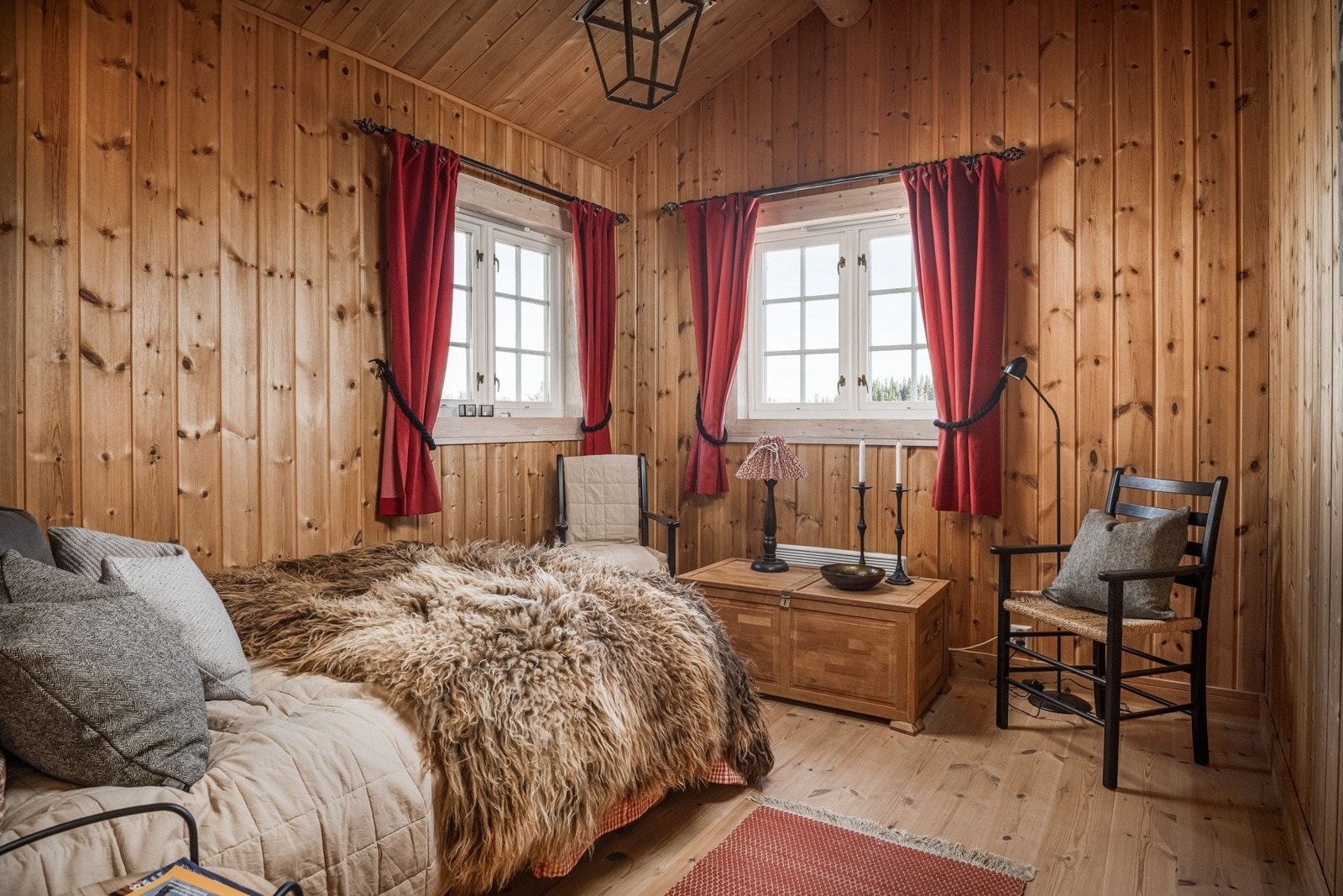 Annekset har to koselige og romslige soverom med plass til flere. Galleribilde