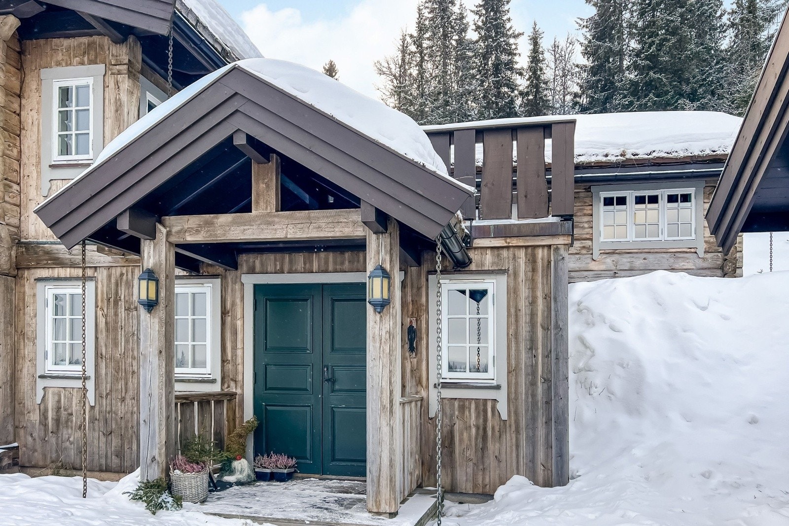 Inngangsparti. Galleribilde