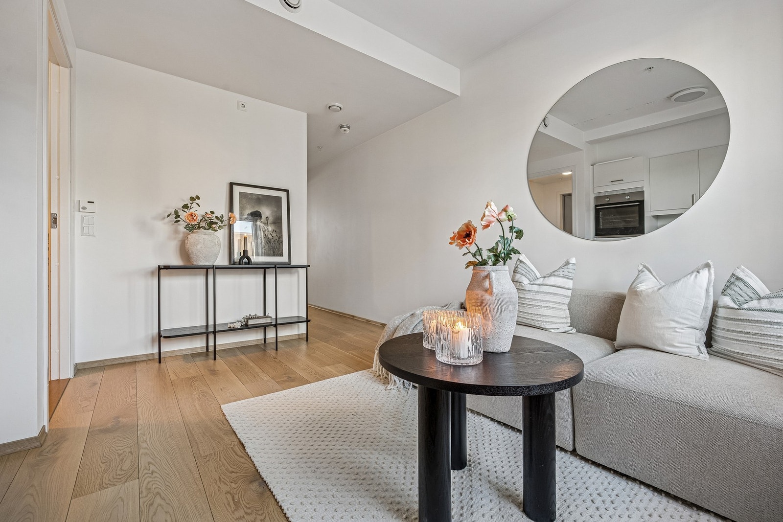 EIE Eiendomsmegling ved Yasin Unal har gleden av å presentere Ladeveien 28! Foto: Aleksander Jacobsen. Galleribilde