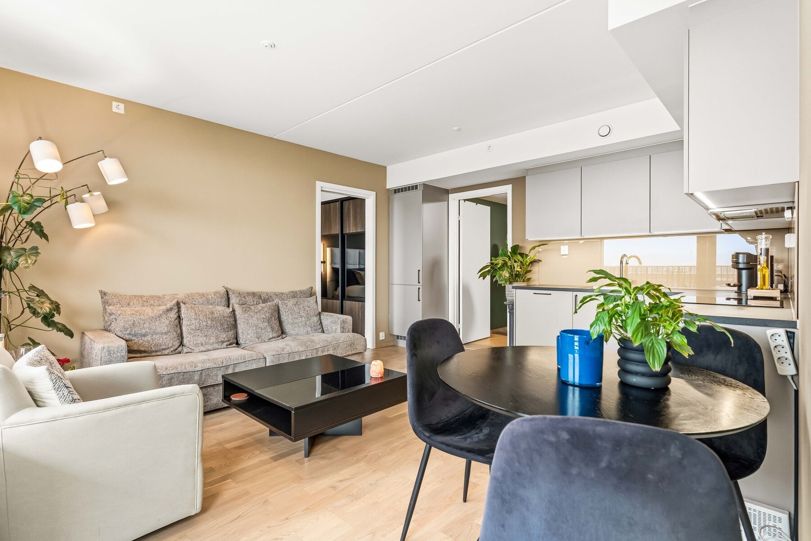 Stilfull med gode fargevalg Galleribilde