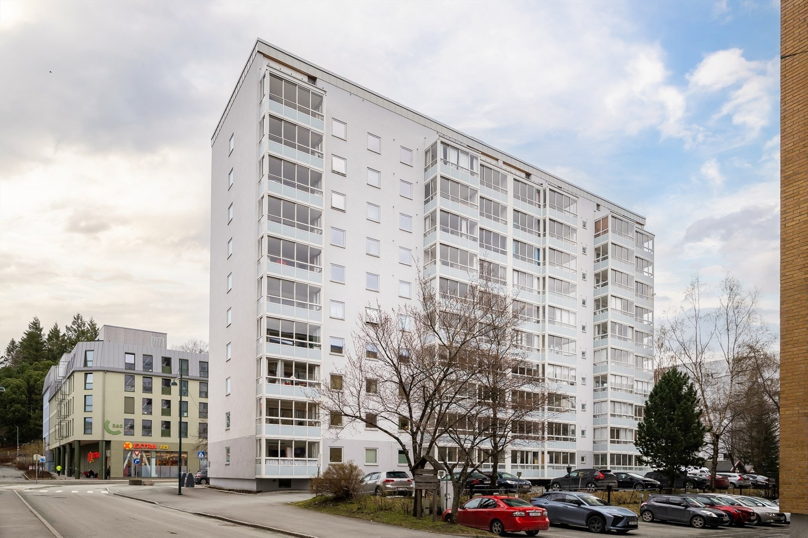 Aksjelaget Elgeseter gate 26 AS inngikk i 2015 en opsjonsavtale om salg av en del av tomta til Eriksen Eiendom AS. Se vedlegg, "innkallingekstraordinaertmoete 2025" i salgsoppgaven for mer info. Galleribilde