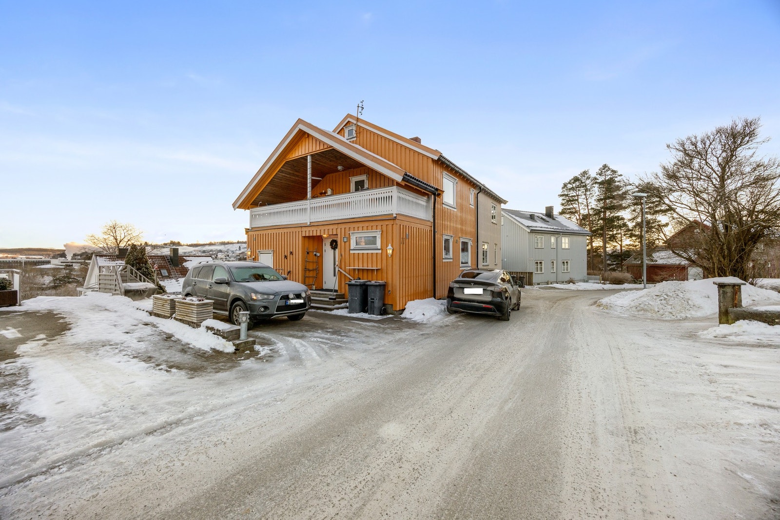 Oppstillingsplass på egen tomt Galleribilde