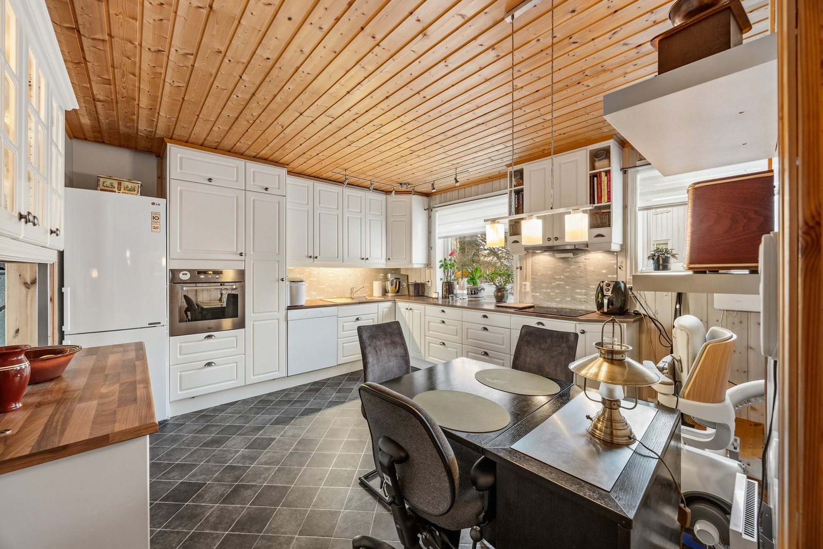 Kjøkken - 18 kvm. Galleribilde