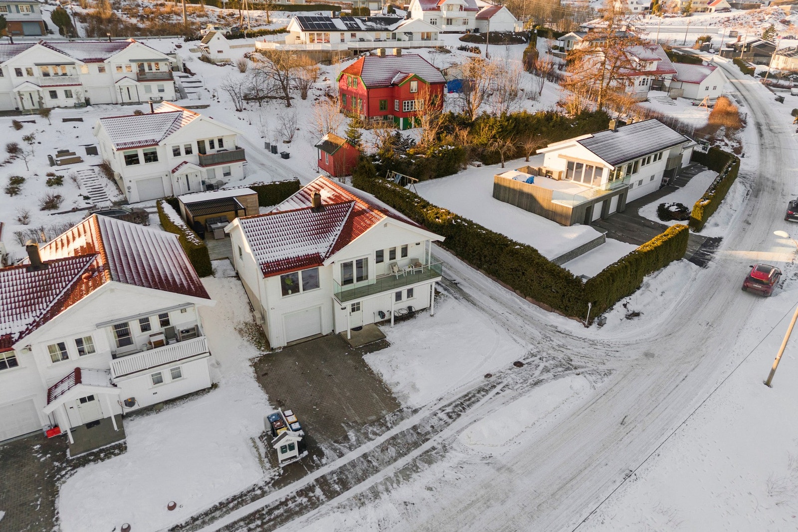 Opplev et veletablert og svært hyggelig nabolag på Rakkevik i Tønsberg kommune. Galleribilde