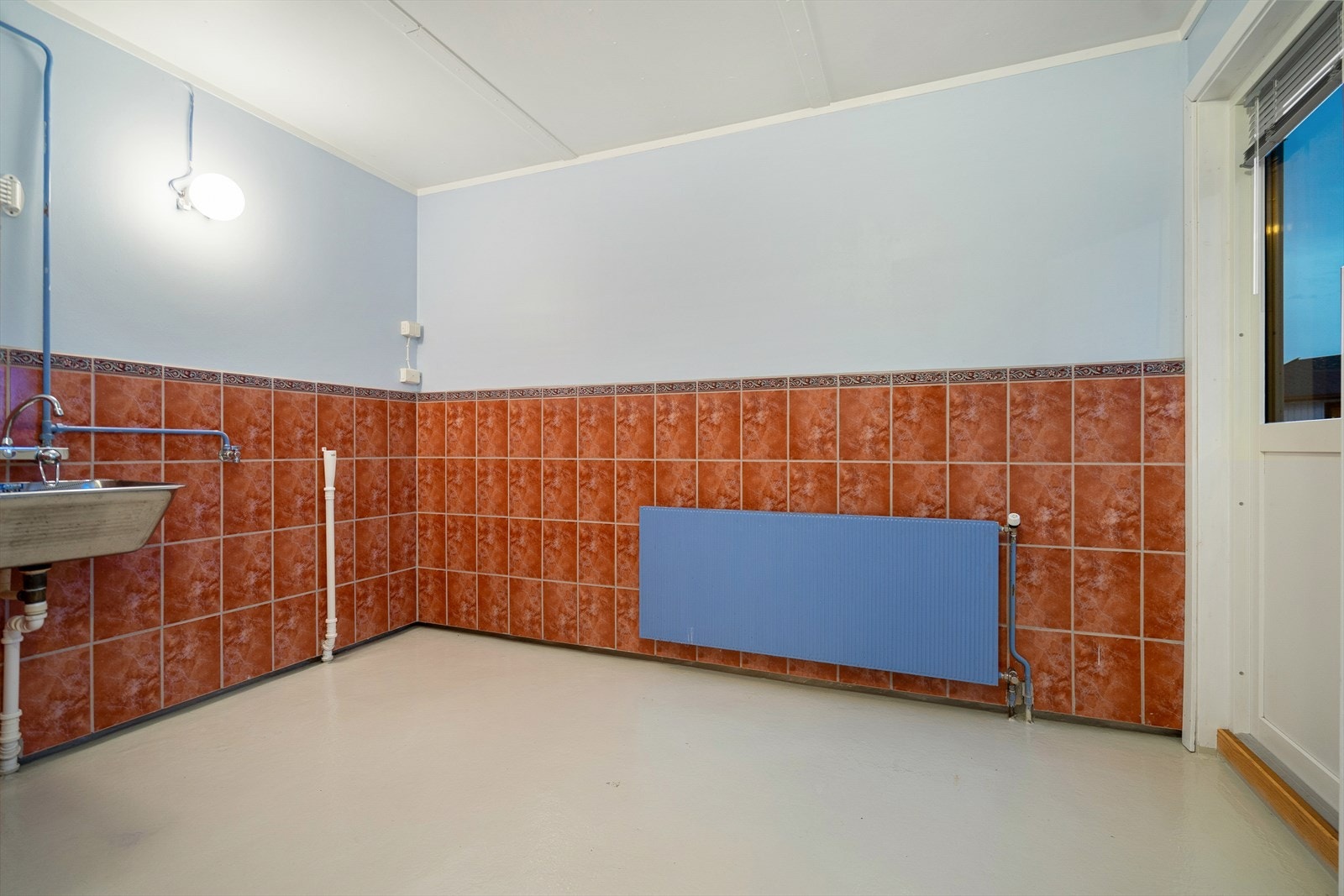 Vaskerom Galleribilde