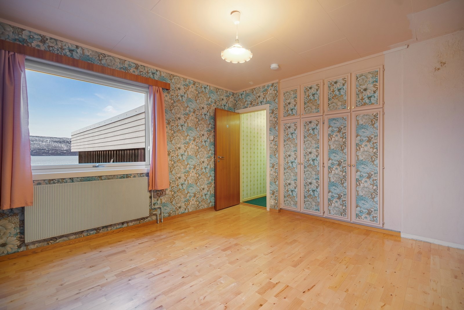 Soverom 3 er romslig og har god plass til soveromsmøbler. Galleribilde