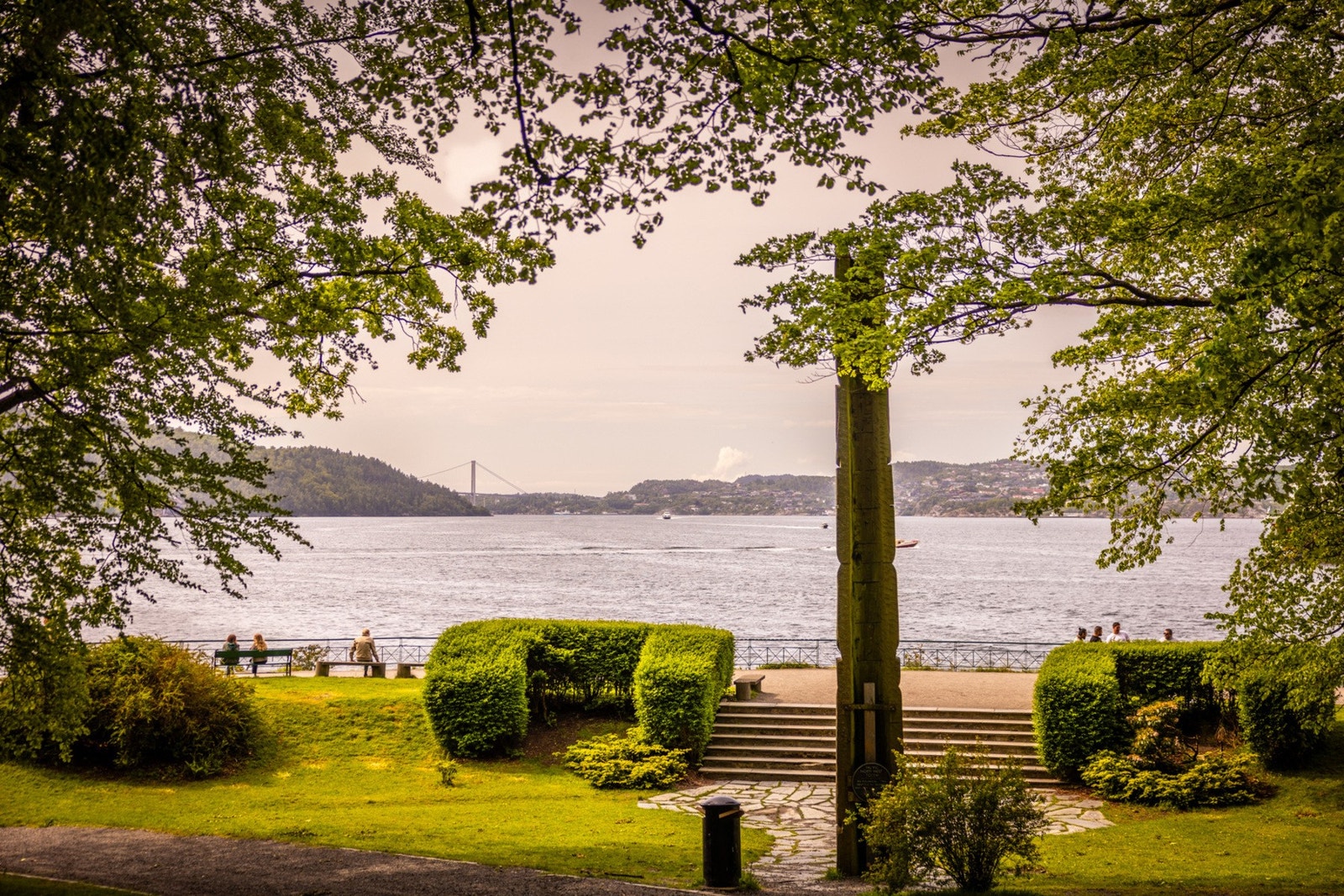 Nært rekreasjon og bademuligheter i Nordnesparken. Galleribilde