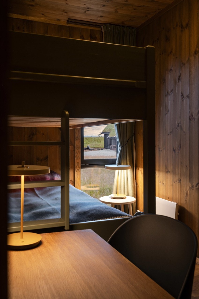 Hytta inneholder 3 soverom av god størrelse og med fin utsikt, beliggende i underetasjen. Galleribilde