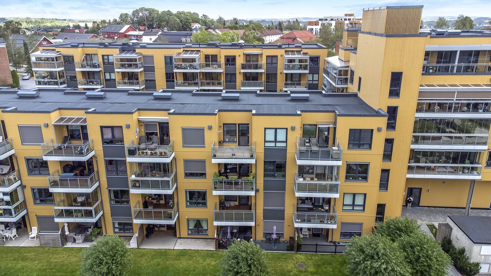 Stor gjennomgående duplex i nyere bebyggelse Galleribilde