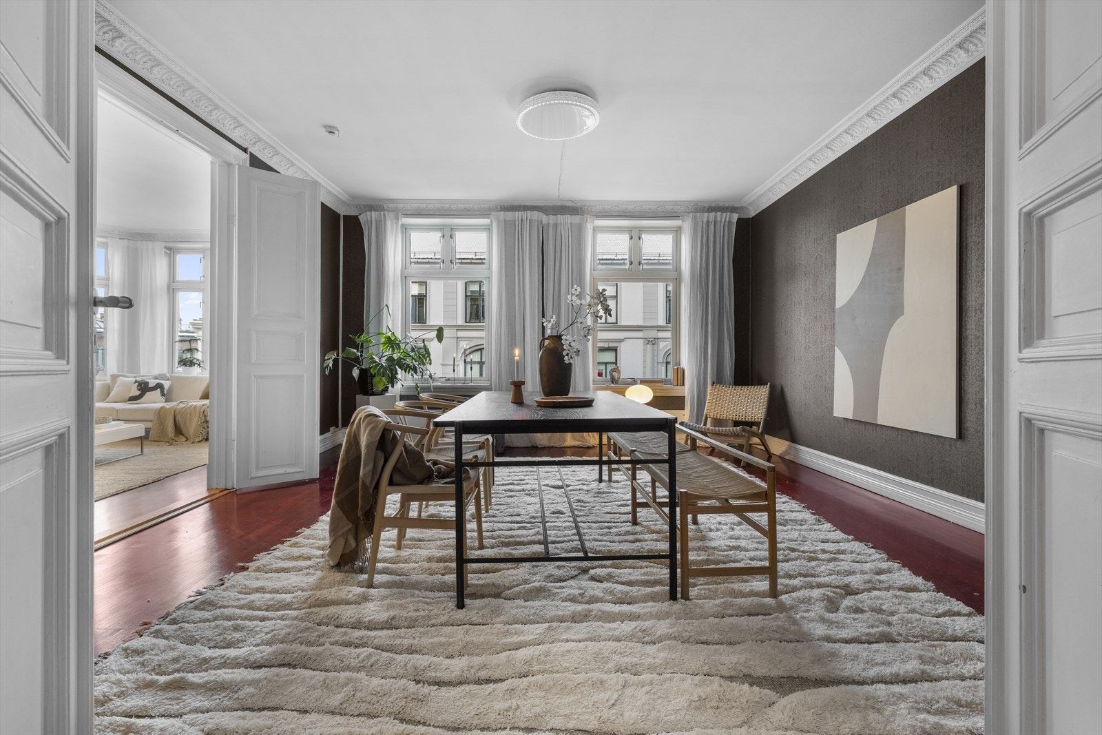 Leiligheten ble i perioden 2020-2021 pusset opp med nytt kjøkken og to nye bad Galleribilde