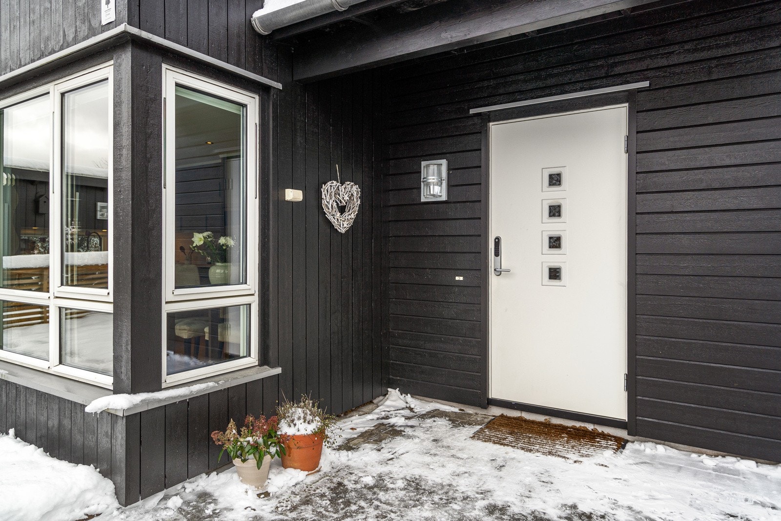 Overbygget inngangsparti Galleribilde