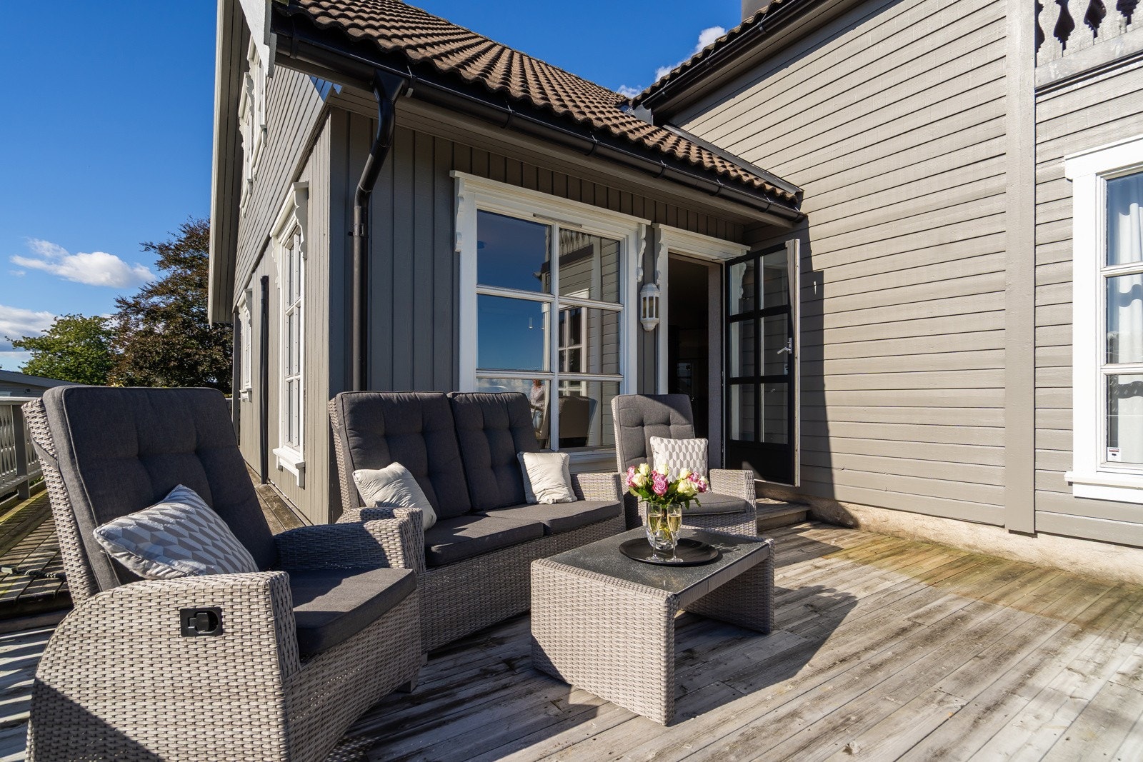 Solrike og usjenerte uteplasser Galleribilde