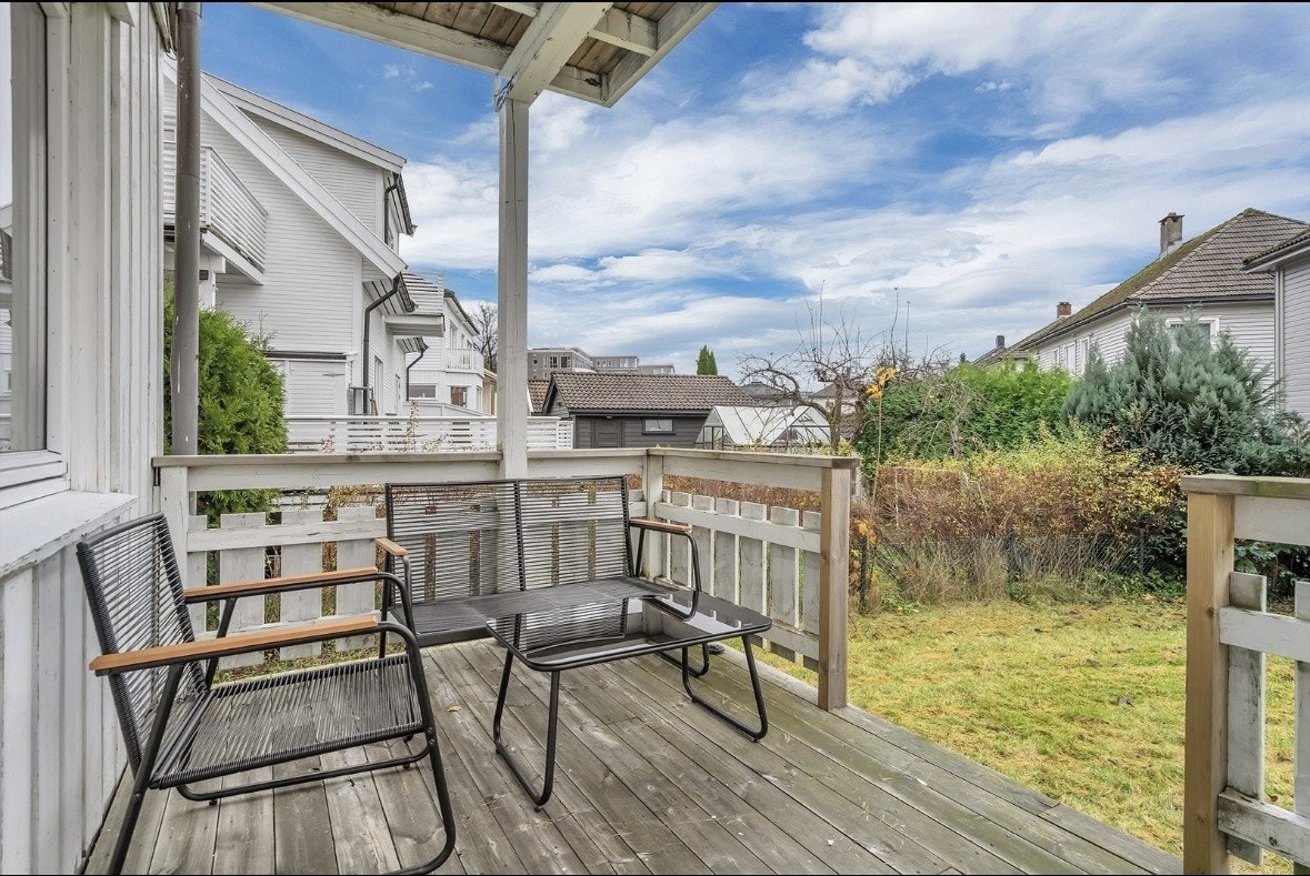 Terrasse utenfor sov1 Galleribilde