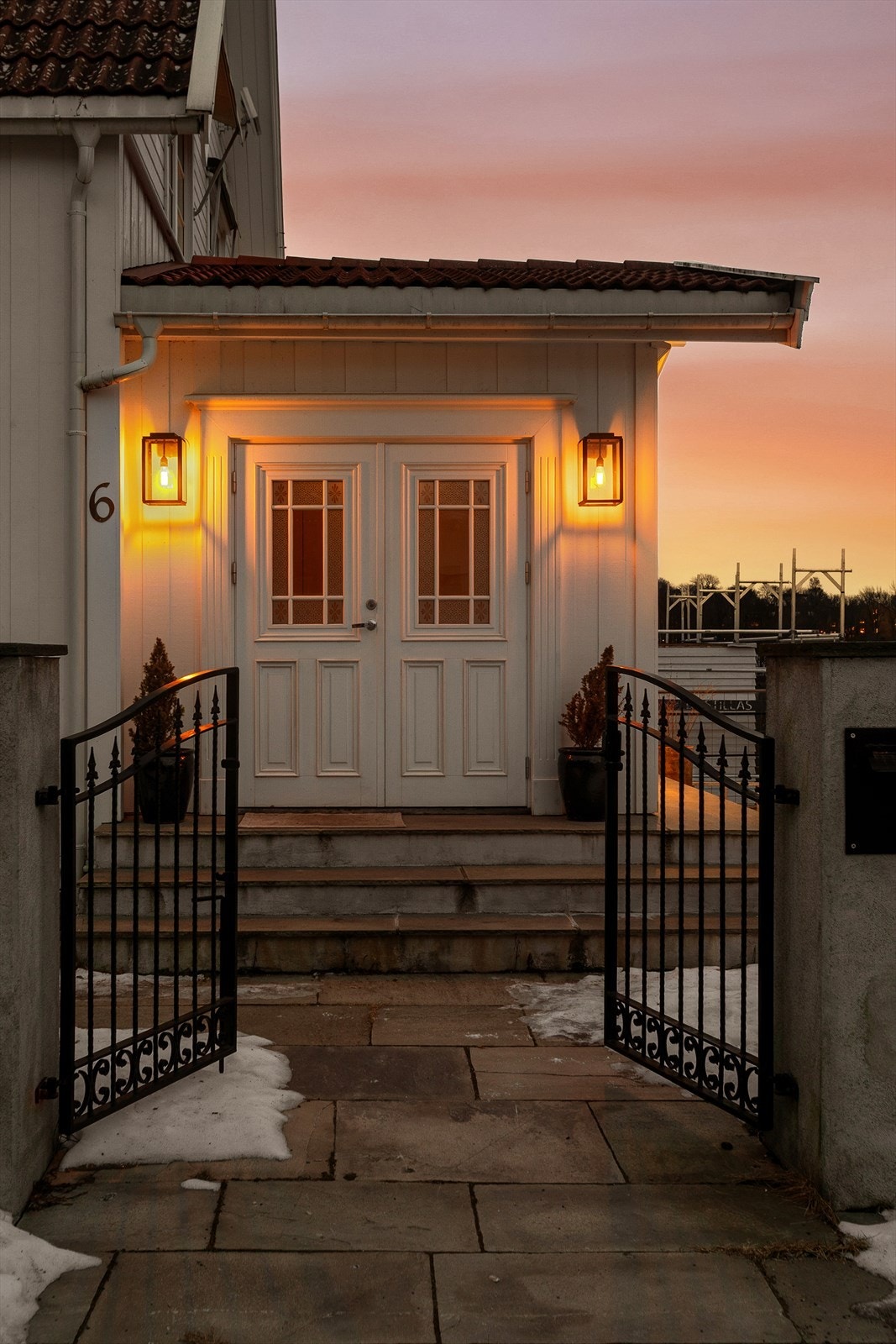 Området er uten gjennomgangstrafikk og med alt av byens fasiliteter like i nærheten. Galleribilde