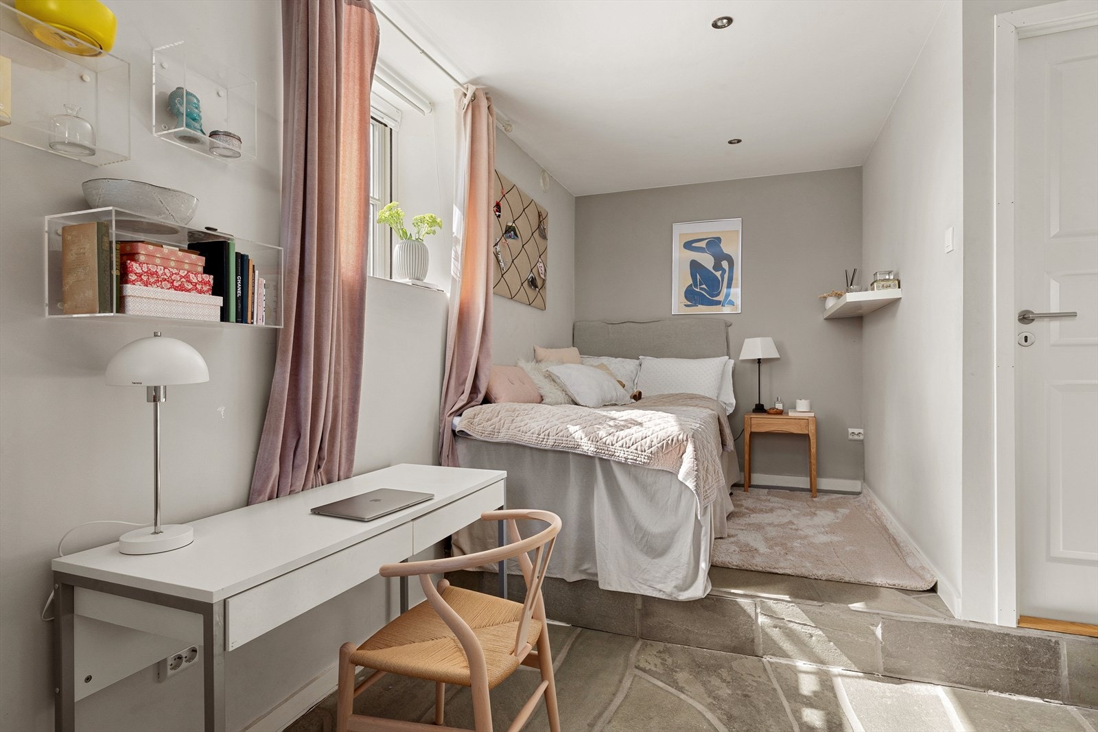 Soverom i underetasjen. Galleribilde