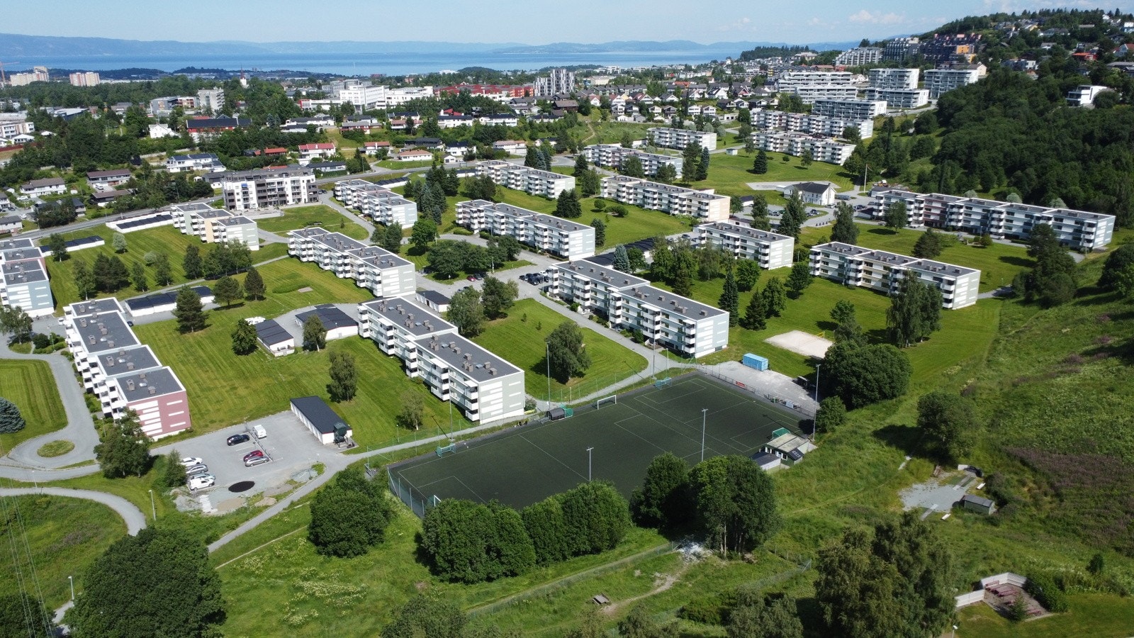 Borettslaget gjennomførte omfattende rehabilitering i 2020, som blant annet omfattet nye fasader, etterisolering, nye vinduer, nye skyvedører til balkongene, nye ventiler, nytt balkongdekke og nye ytterdører. Galleribilde