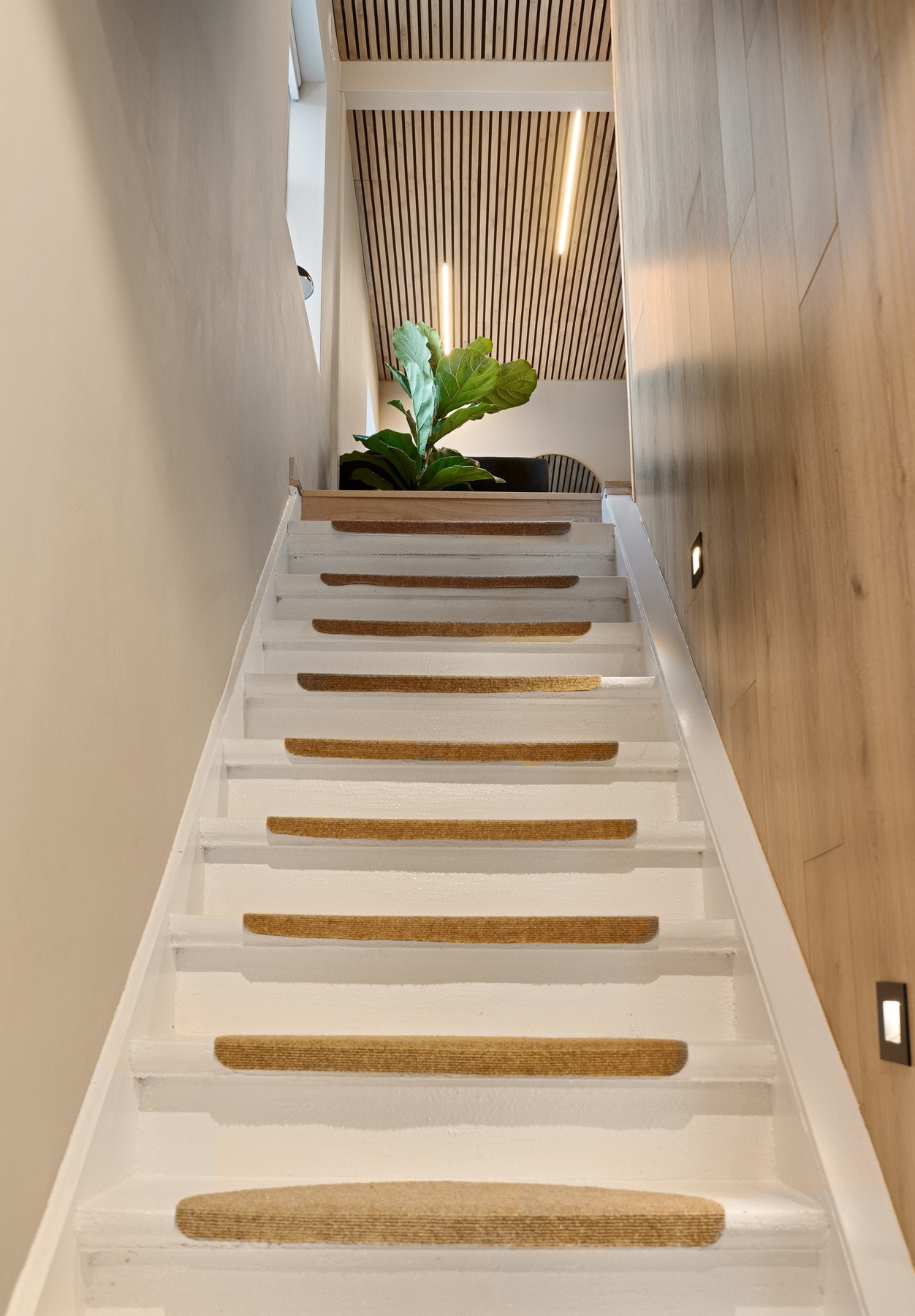 Retningslys er praktisk i trappa på nattestid! Galleribilde