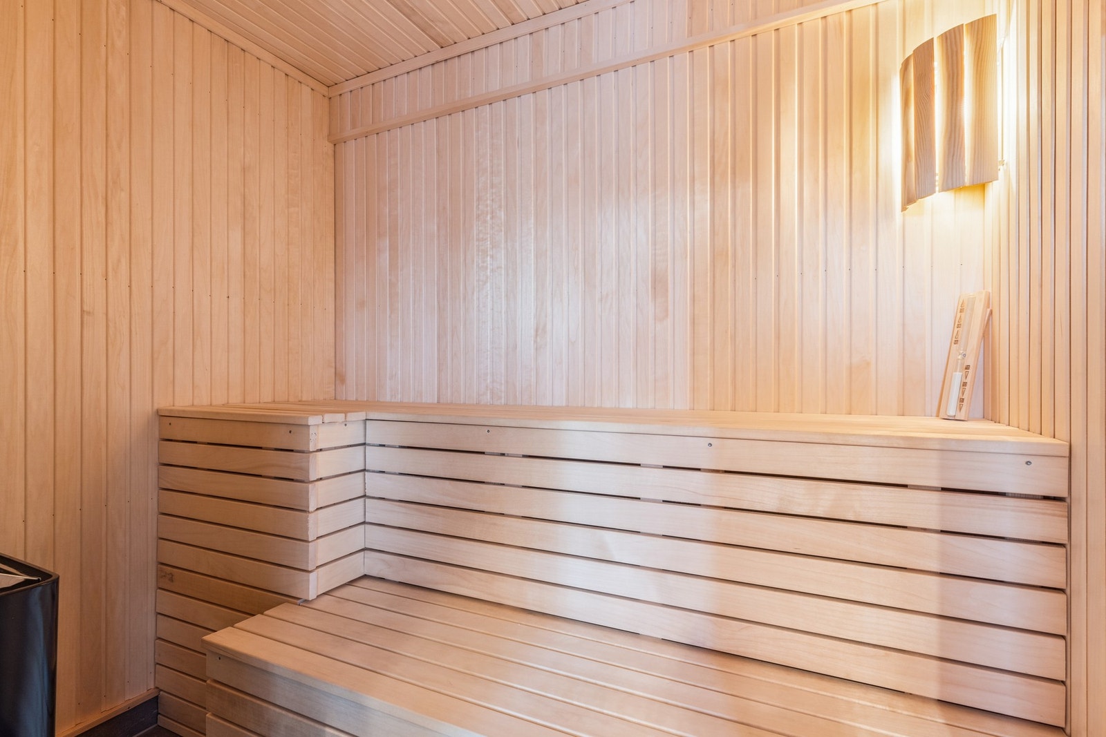 Badstue i anneks. Galleribilde