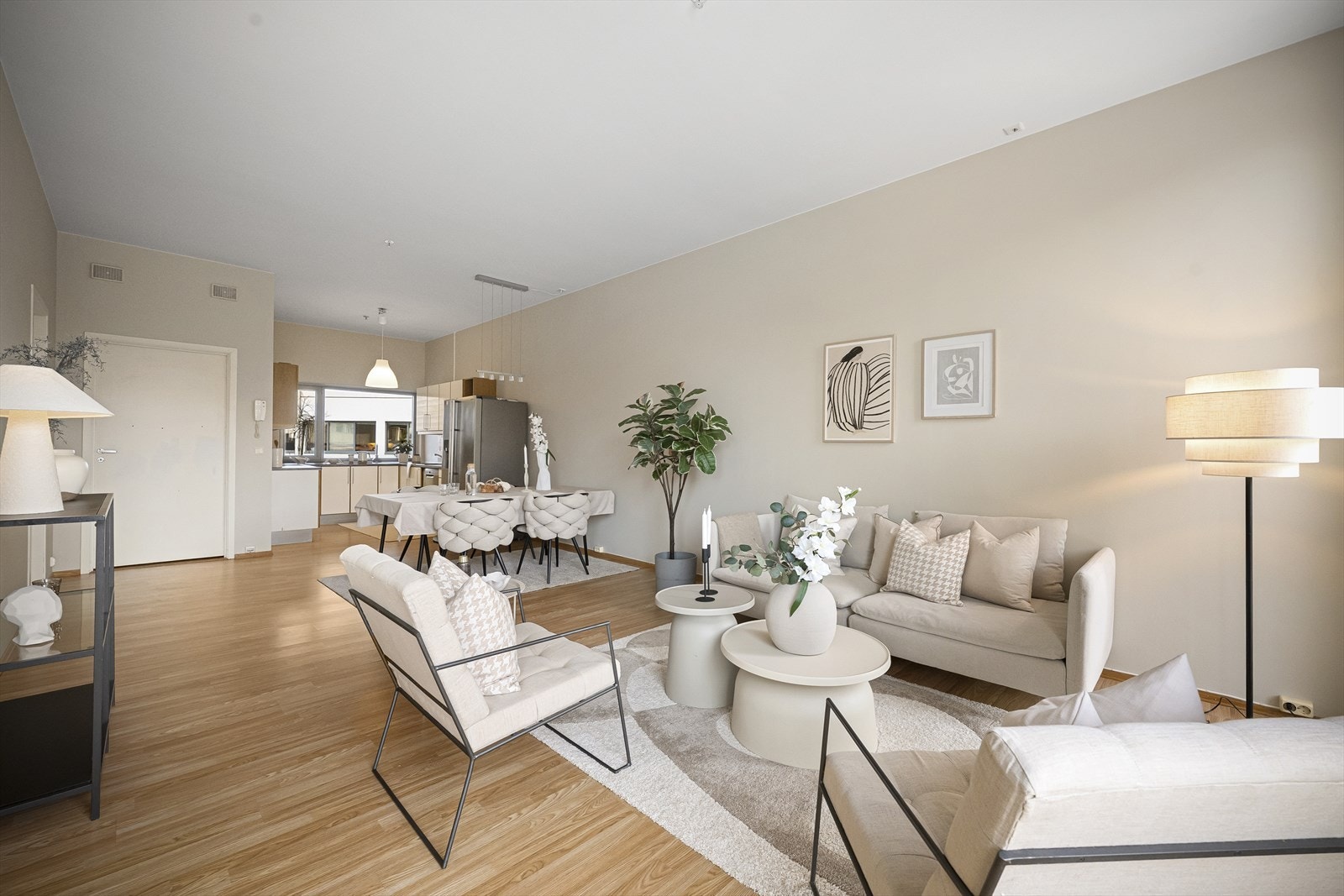 Planløsningen er praktisk - noe som gjør det enkelt å møblere slik man vil ha det Galleribilde