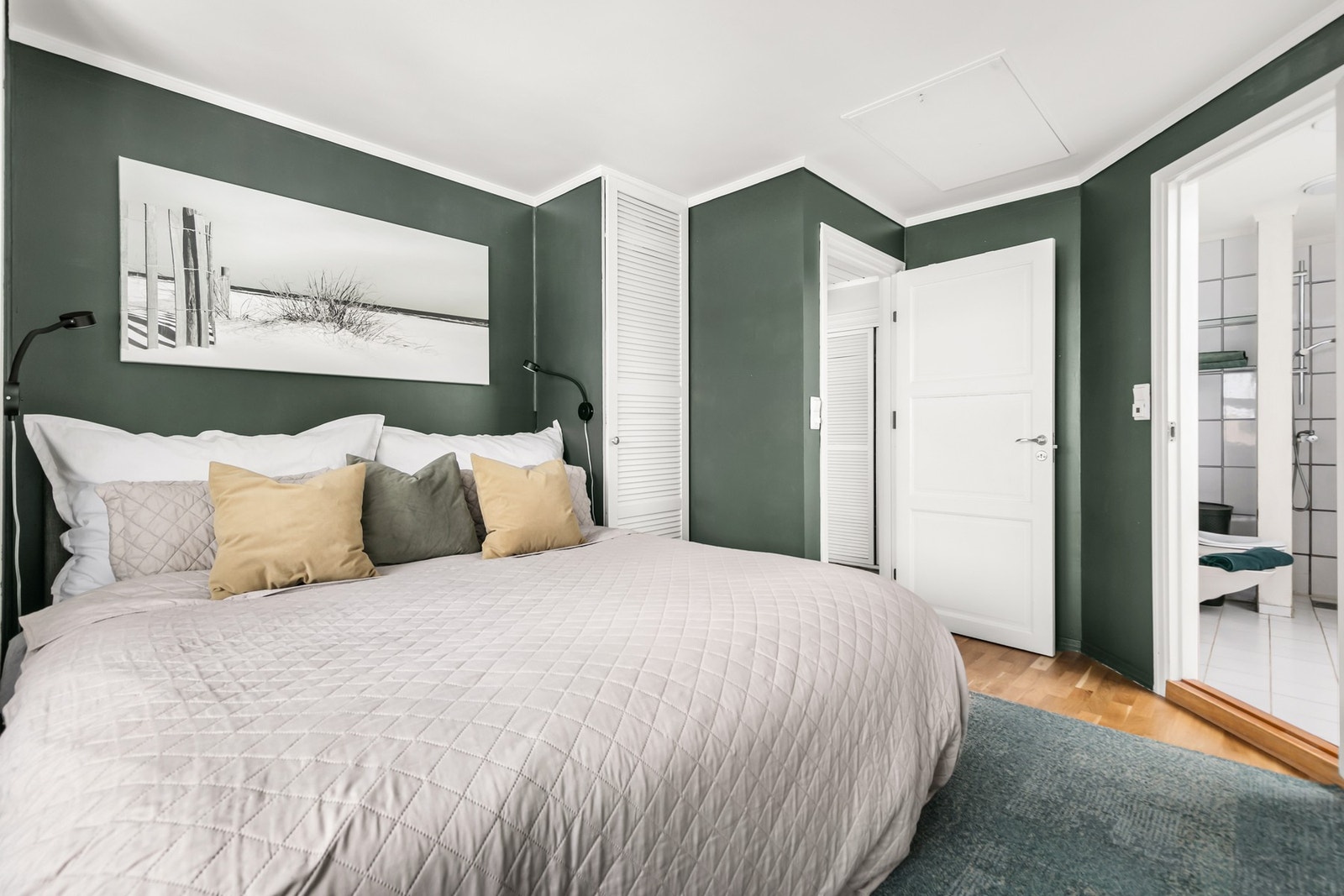 Hovesoverommet har eget bad. Galleribilde