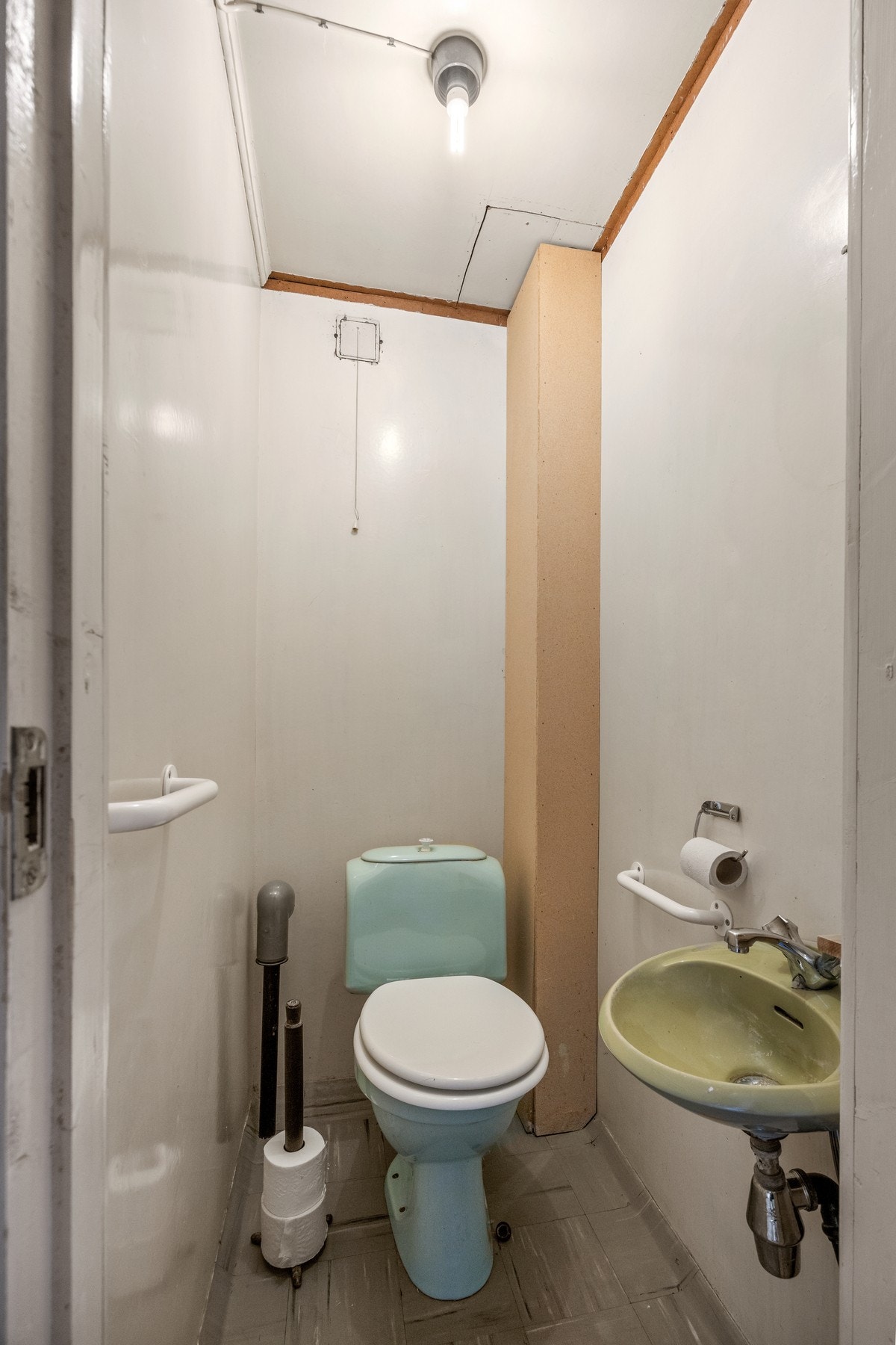 WC - ca. 1 kvm. Galleribilde