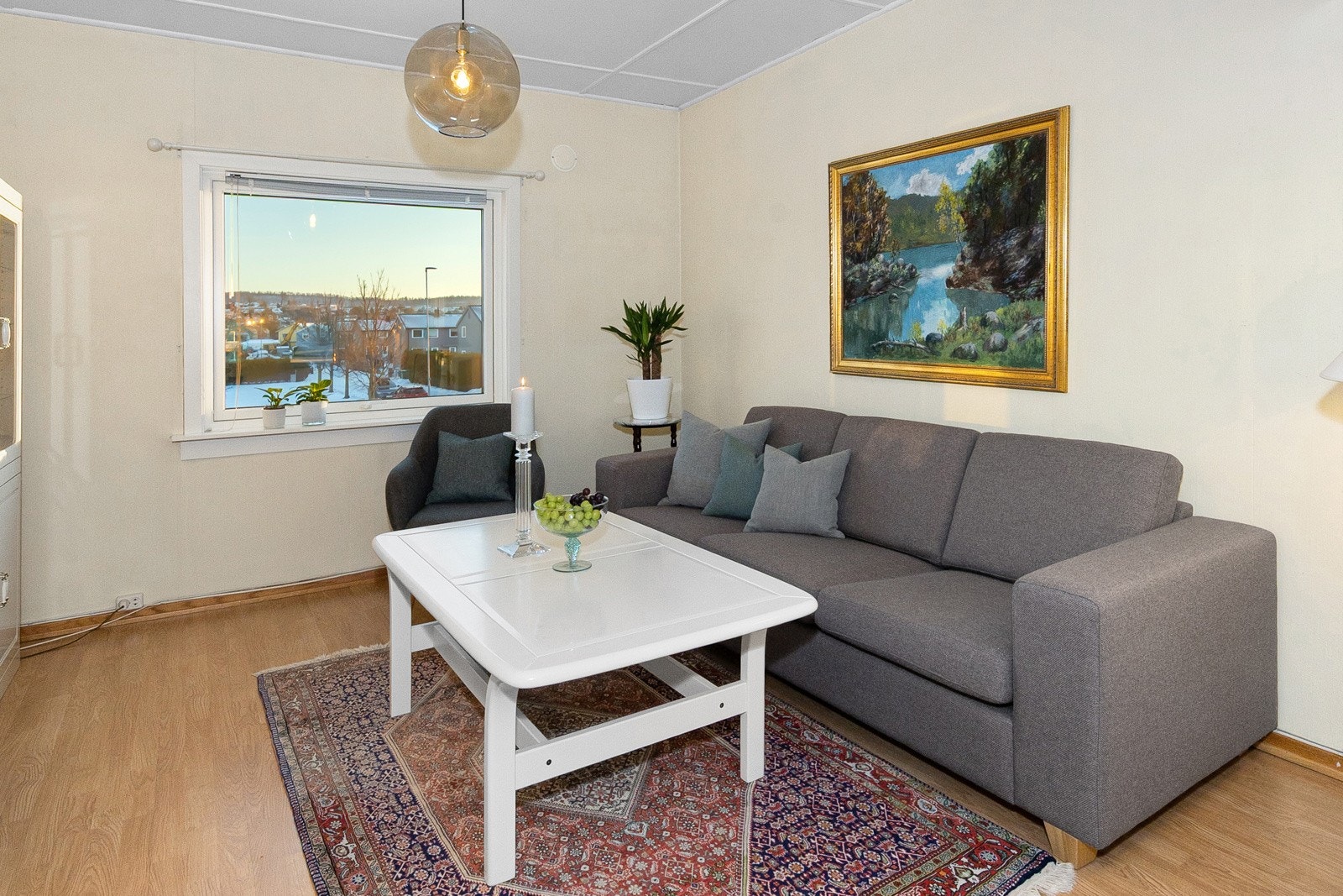 Fra stuen, her har det tidligere vært soverom. Galleribilde