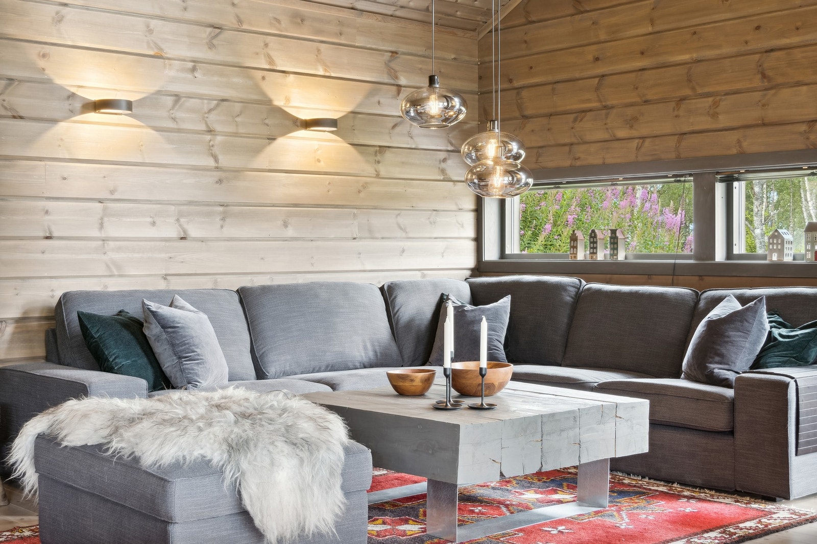 Koselig sittegruppe i stuekroken. Galleribilde