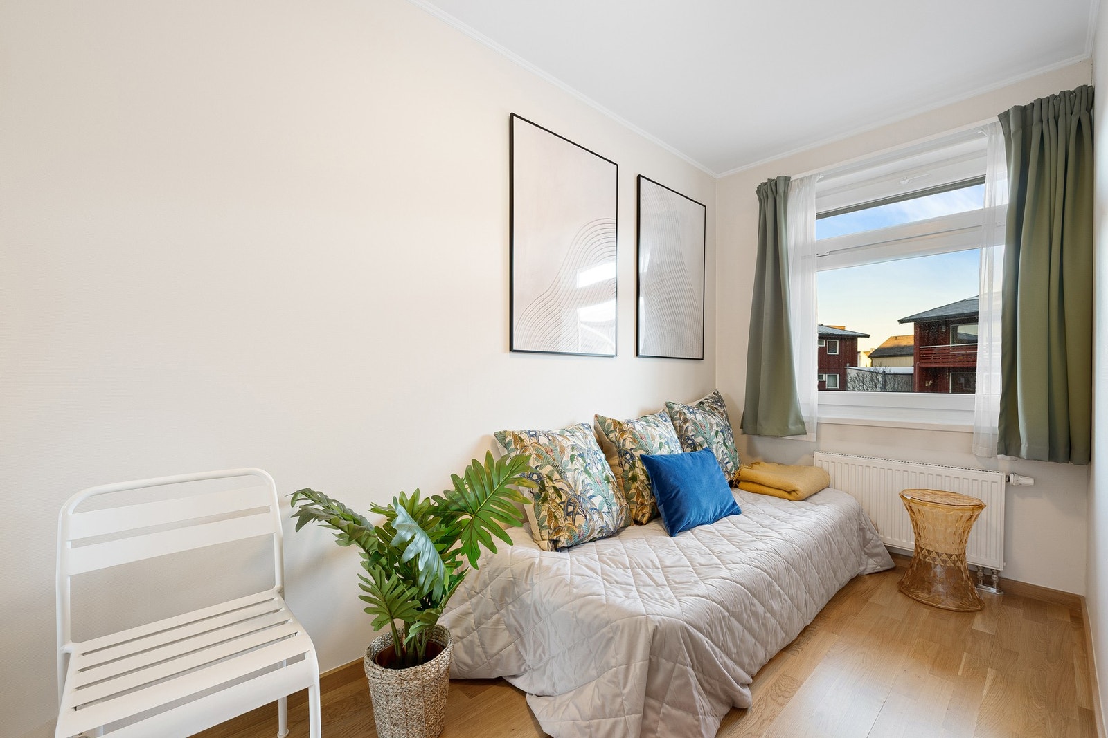 Innbydende soverom på 8,5 kvm. Galleribilde