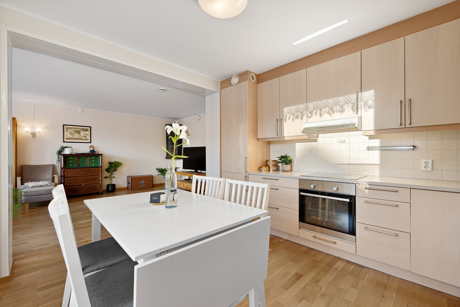 God plass til spisebordet. Her har du et godt samlingspunkt for familien. Galleribilde