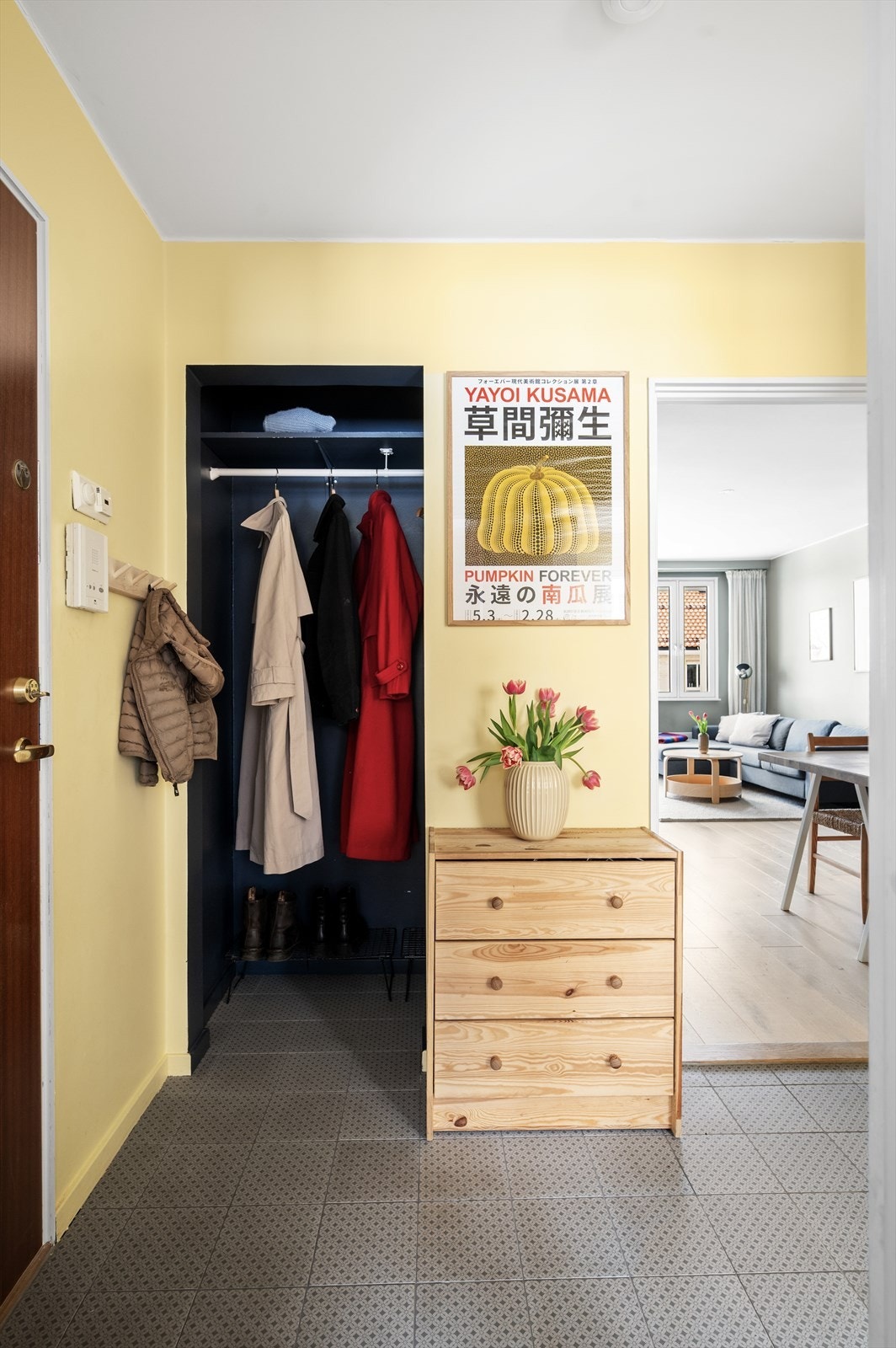 Praktisk garderobeløsning for klesavheng. Galleribilde