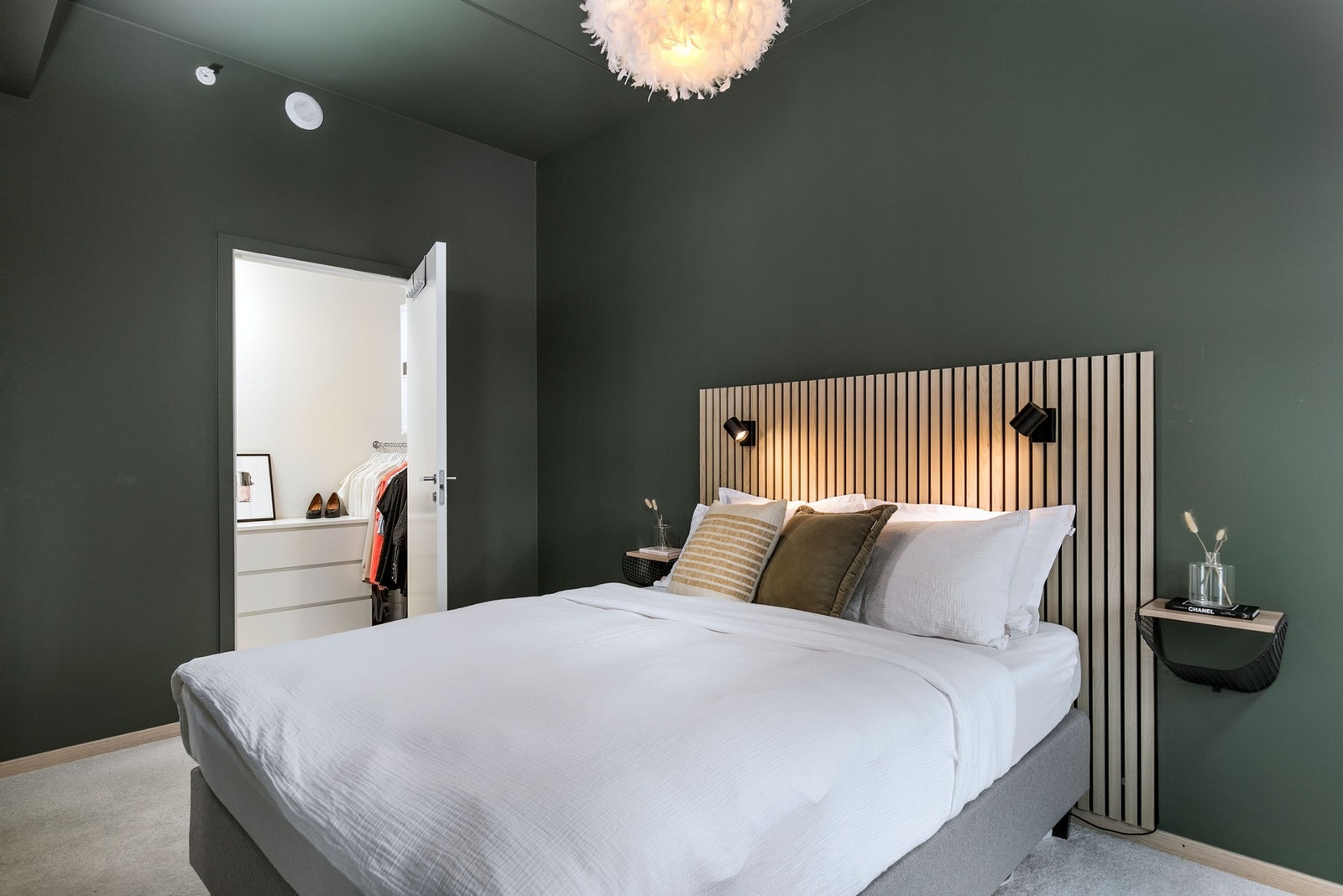 Leiligheten har to romslige soverom. Galleribilde