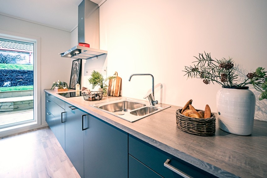 Godt med skap og benkeplass Galleribilde