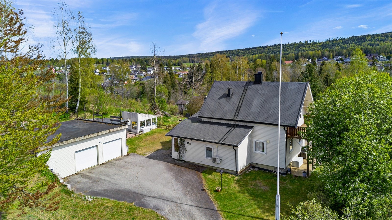 Boligen presenteres av Krister Johnsen Støme v/EiendomsMegler 1. Galleribilde