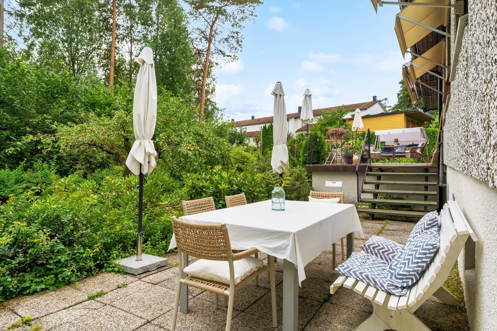 Her vil flere finne seg vel til rette med plass til langbord eller sofagruppe. Galleribilde